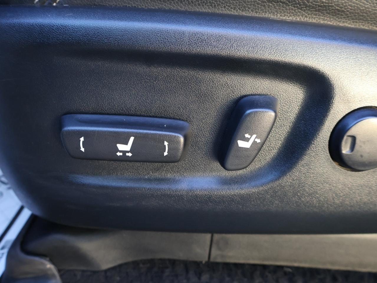 2018 Toyota 4Runner LIMITED-TRAIL 4WD SAFETY CERTIFIED CAMERA NAV BLUETOOTH LEATHER HEAT/COLD SUNROOF CRUISE ALLOYS - Photo #27