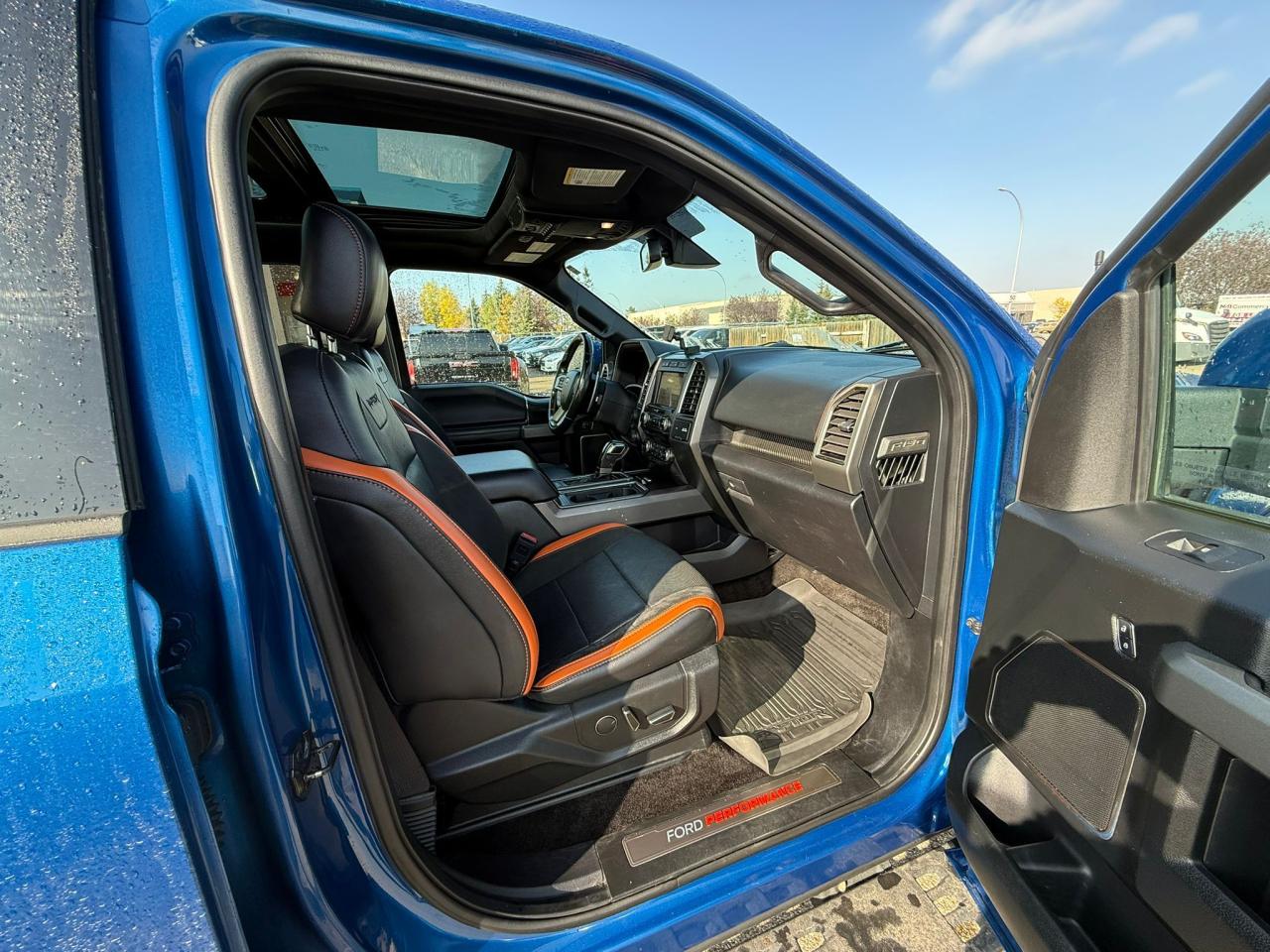2018 Ford F-150 Raptor 4WD | ALL CREDIT ACCEPTED!! - Photo #17