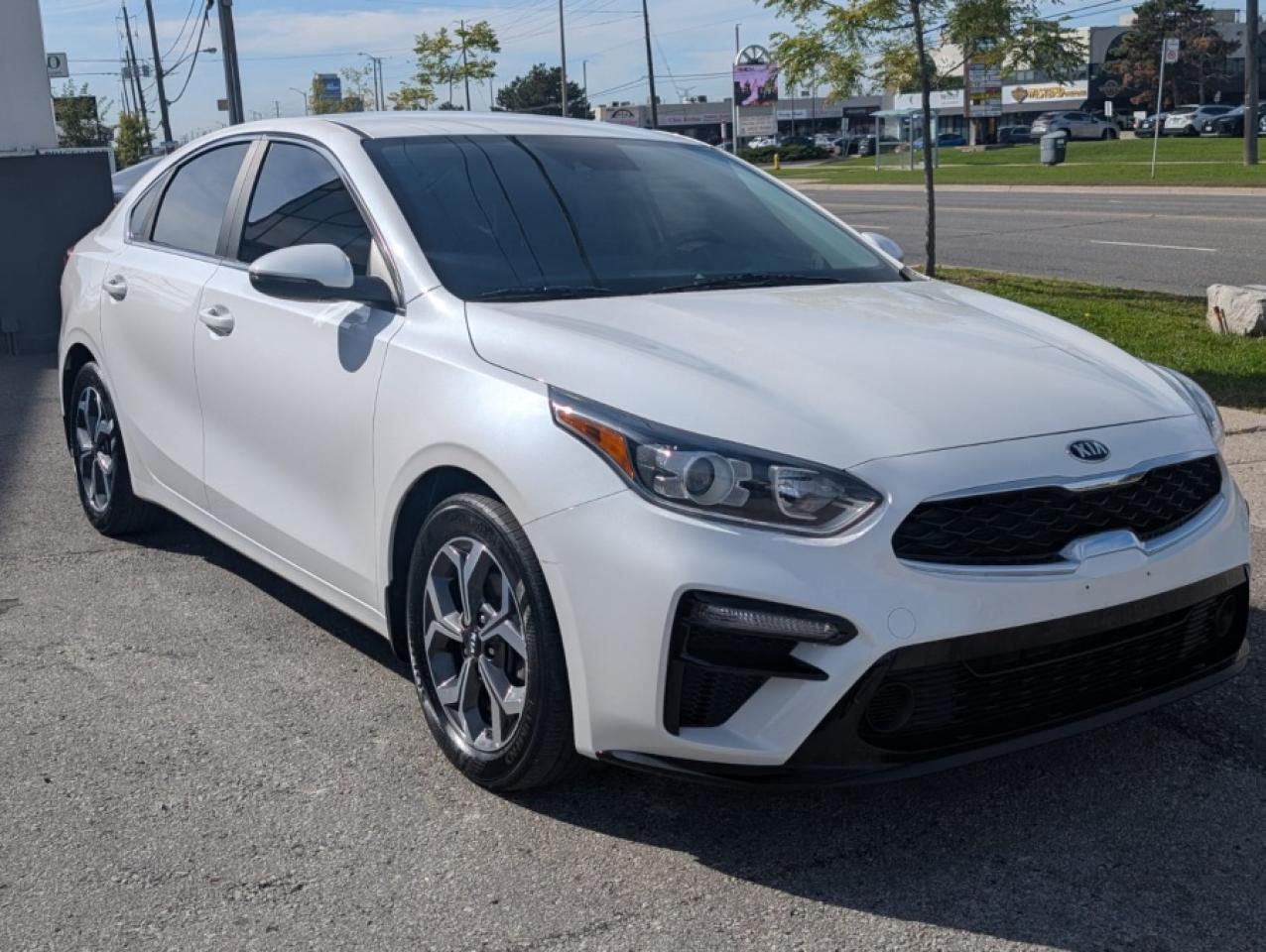 2021 Kia Forte EX / APPLE CARPLAY / ALLOY WHEELS / BLIND SPOT - Photo #3