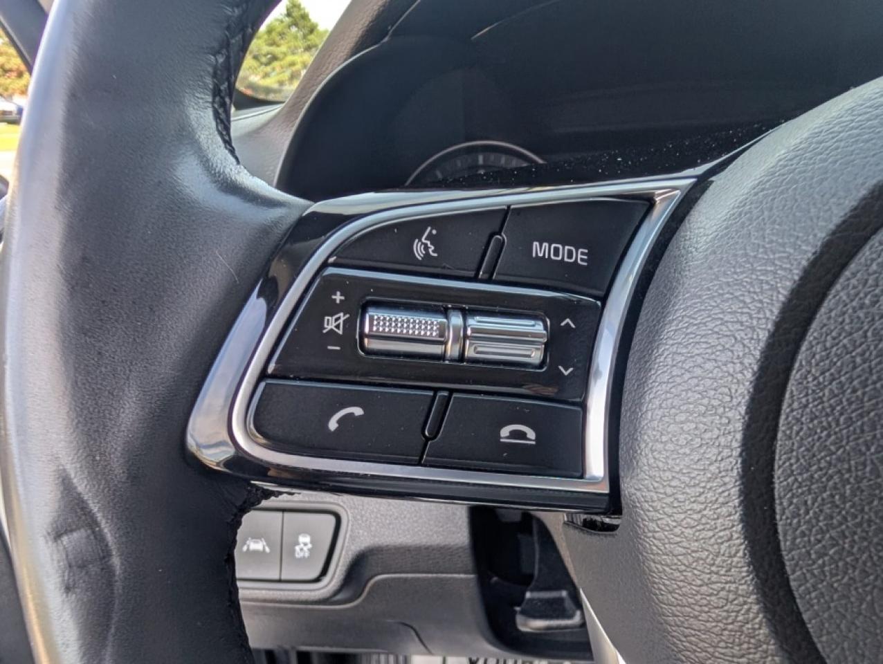 2021 Kia Forte EX / APPLE CARPLAY / ALLOY WHEELS / BLIND SPOT - Photo #14