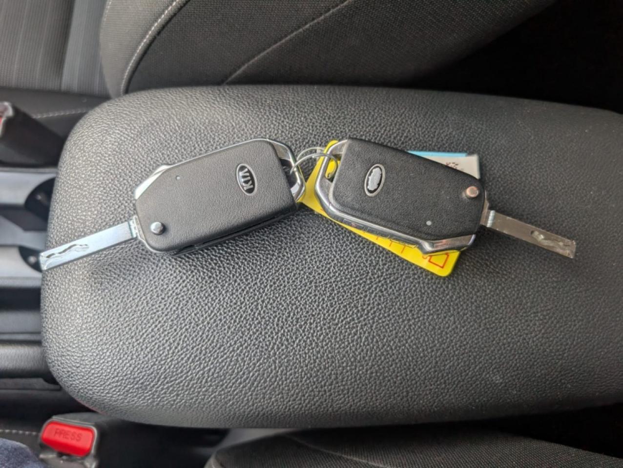 2021 Kia Forte EX / APPLE CARPLAY / ALLOY WHEELS / BLIND SPOT - Photo #20