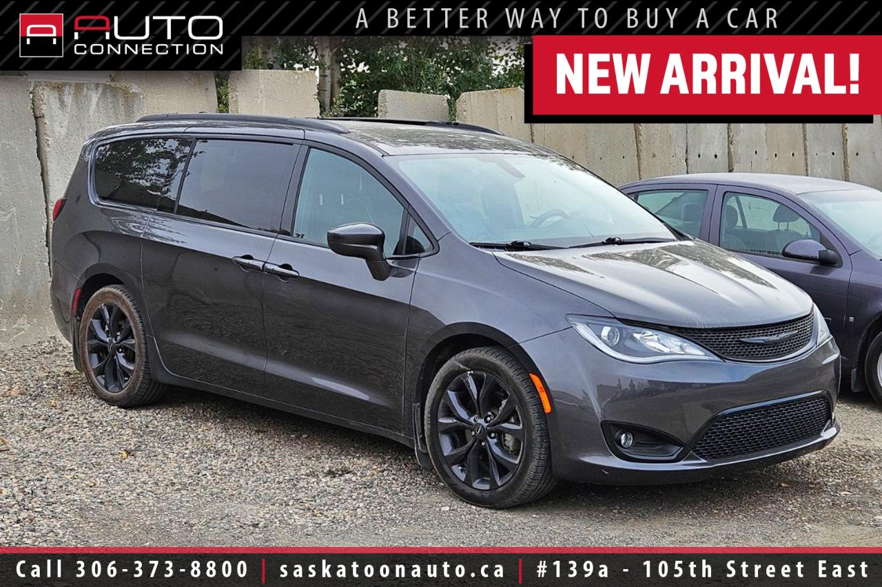 Used 2020 Chrysler Pacifica Touring-L Plus - S APPEARANCE - CARPLAY - REMOTE START for sale in Saskatoon, SK