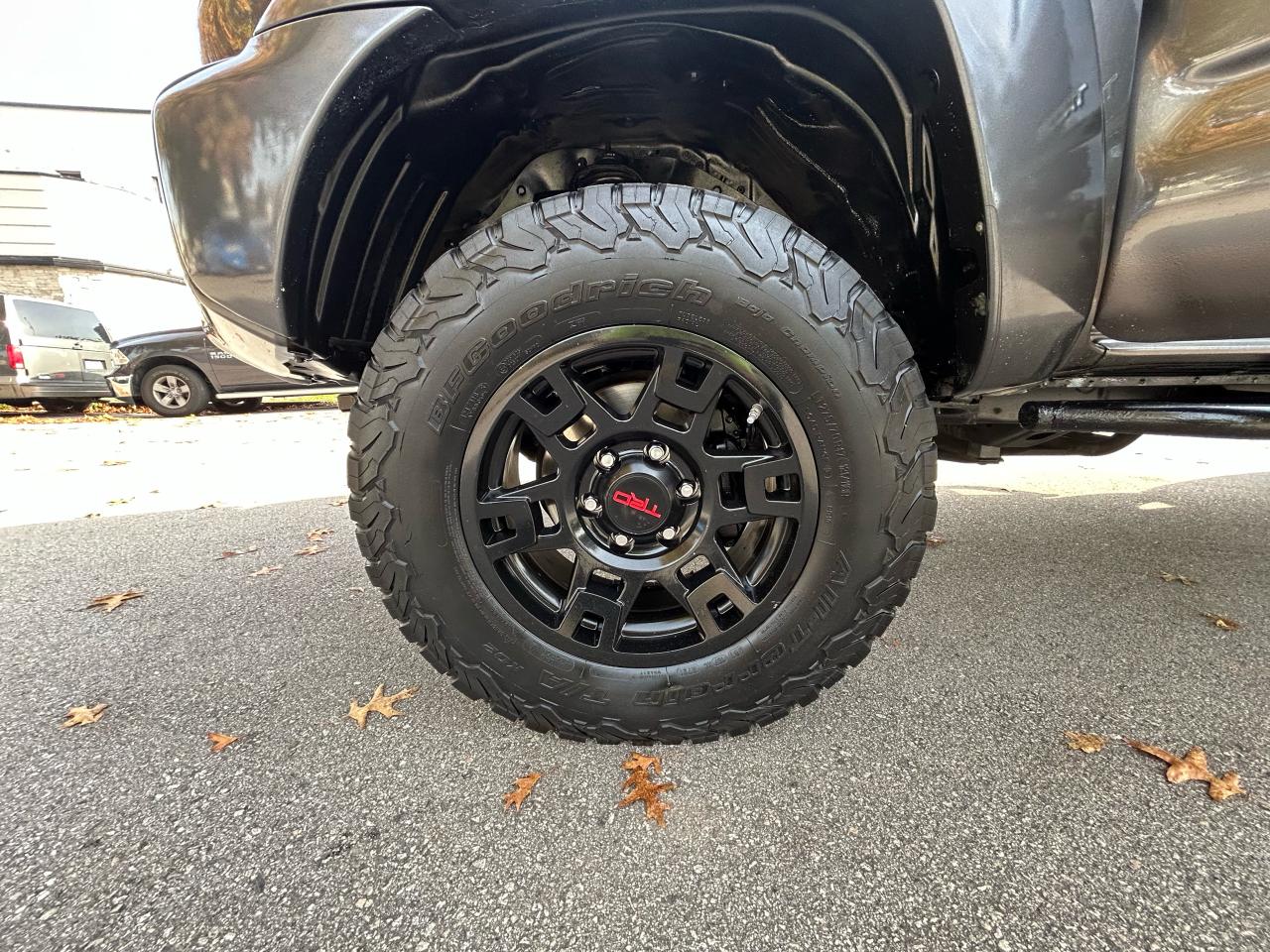 2014 Toyota Tacoma  - Photo #11