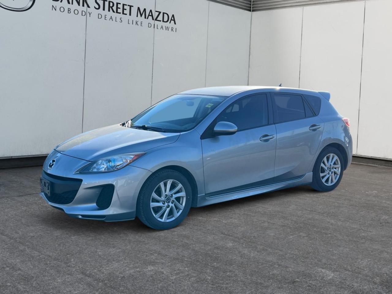 Used 2013 Mazda MAZDA3 Sport 4dr HB Sport Auto GS-SKY Manual for sale in Ottawa, ON
