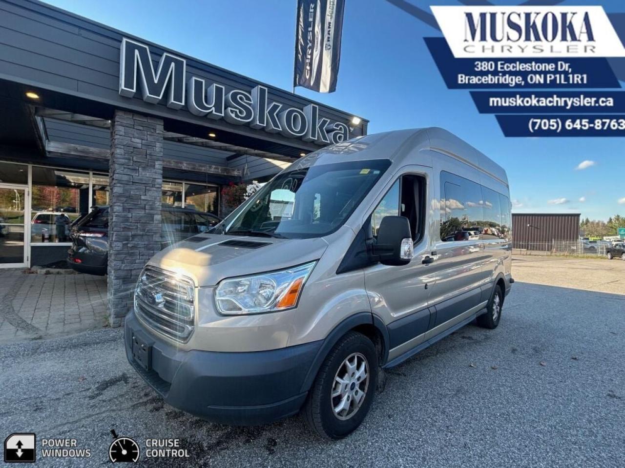 Used 2015 Ford Transit Wagon XLT for sale in Bracebridge, ON