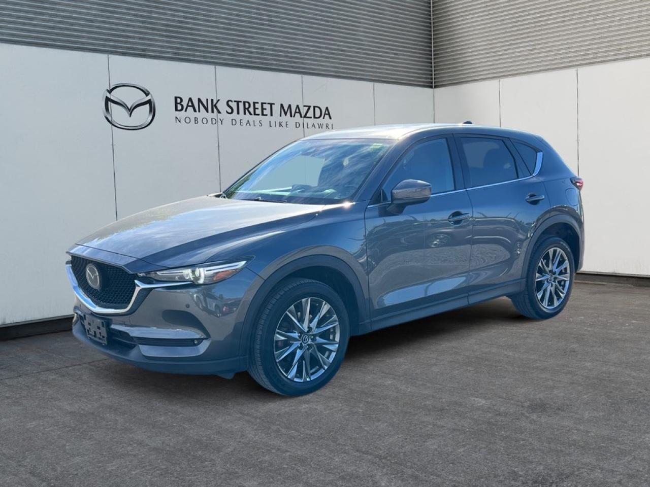 Used 2021 Mazda CX-5 Signature AWD for sale in Ottawa, ON