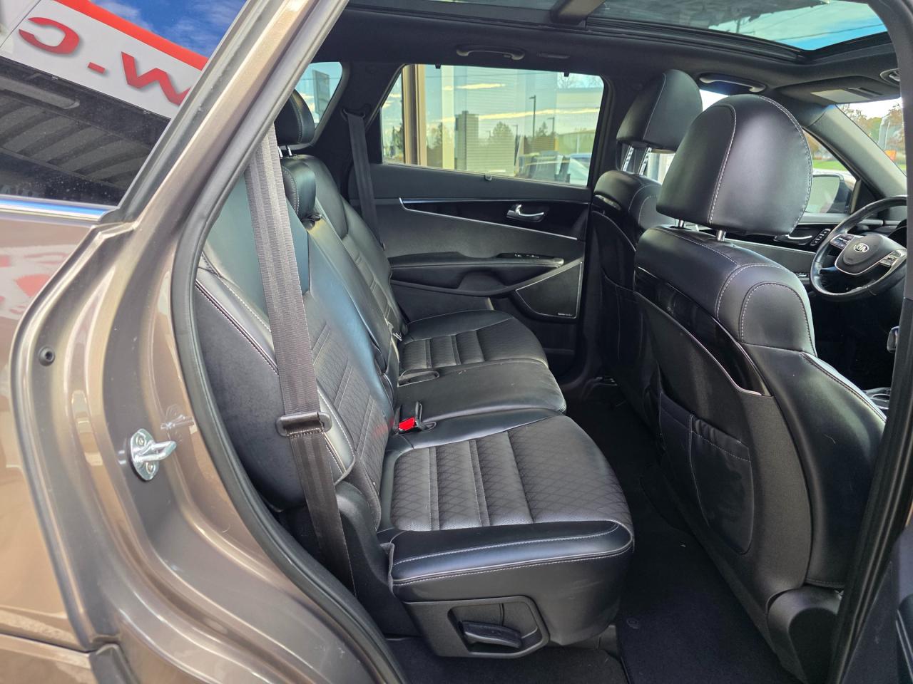 2019 Kia Sorento 3.3L SXL 7 Seater | LOADED | ONE OWNER Photo