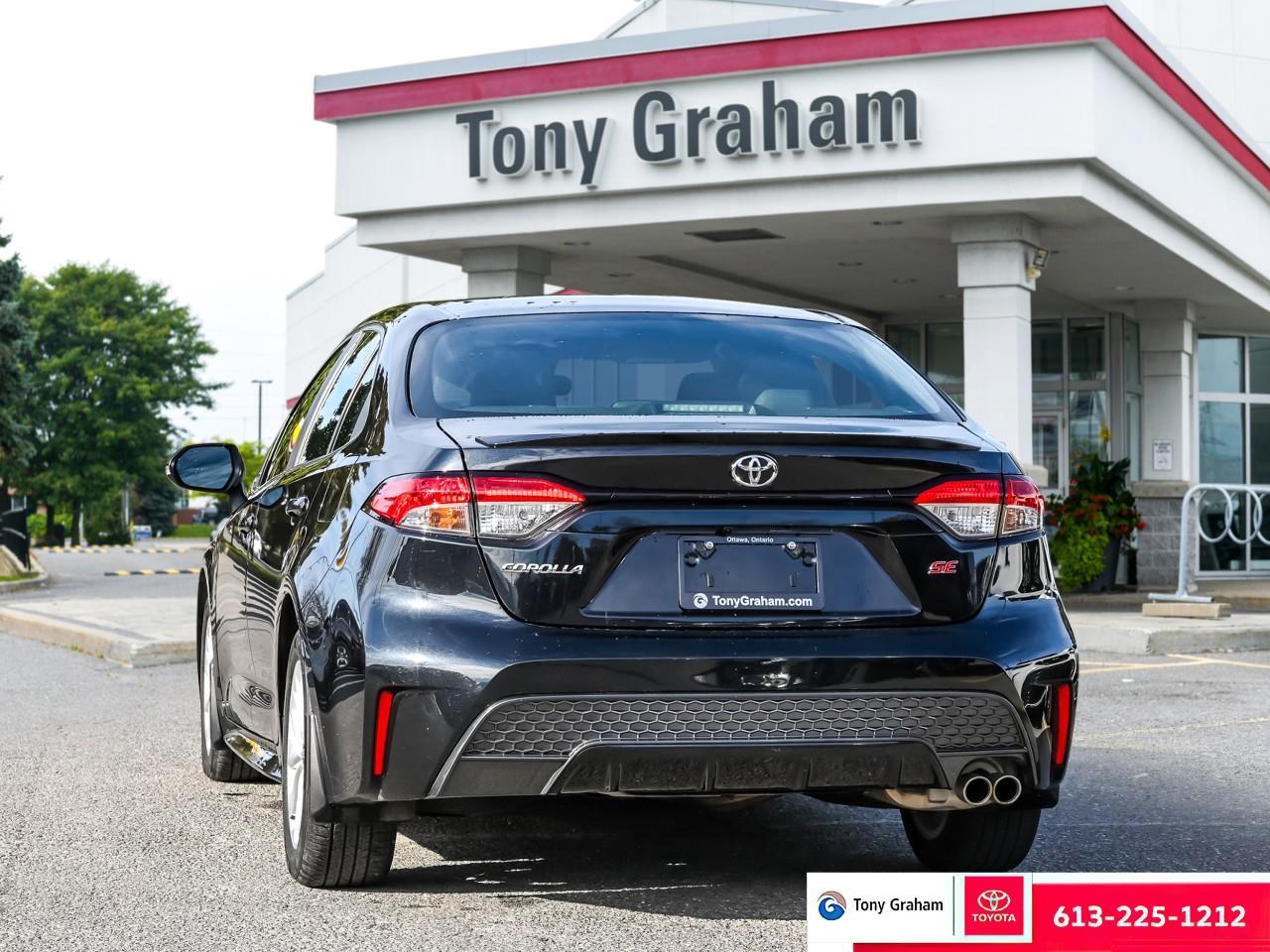 2021 Toyota Corolla SE Photo2