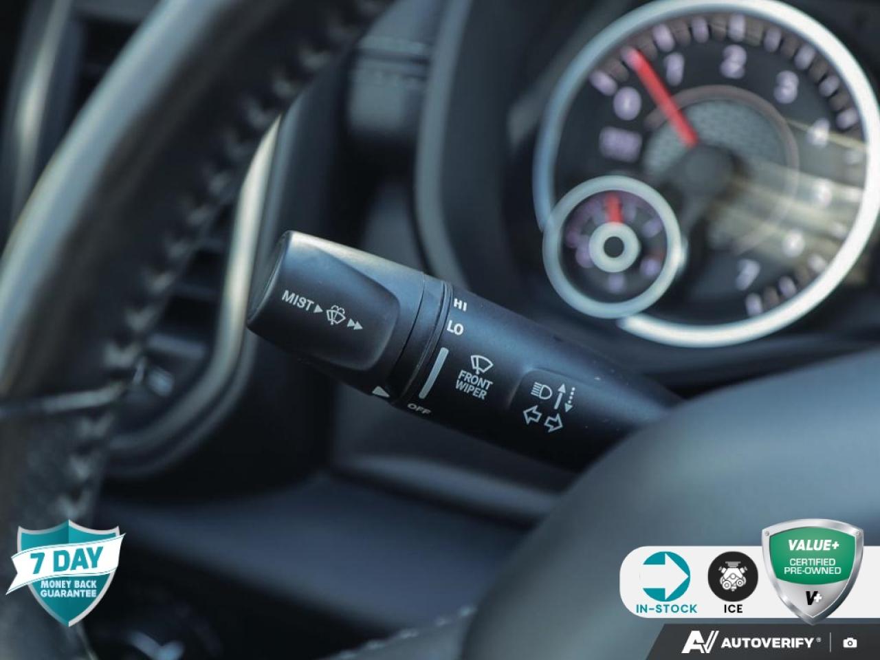 2020 RAM 1500 Sport/Rebel HARD TONNEAU COVER | HEATED SEATS & STEERING Photo