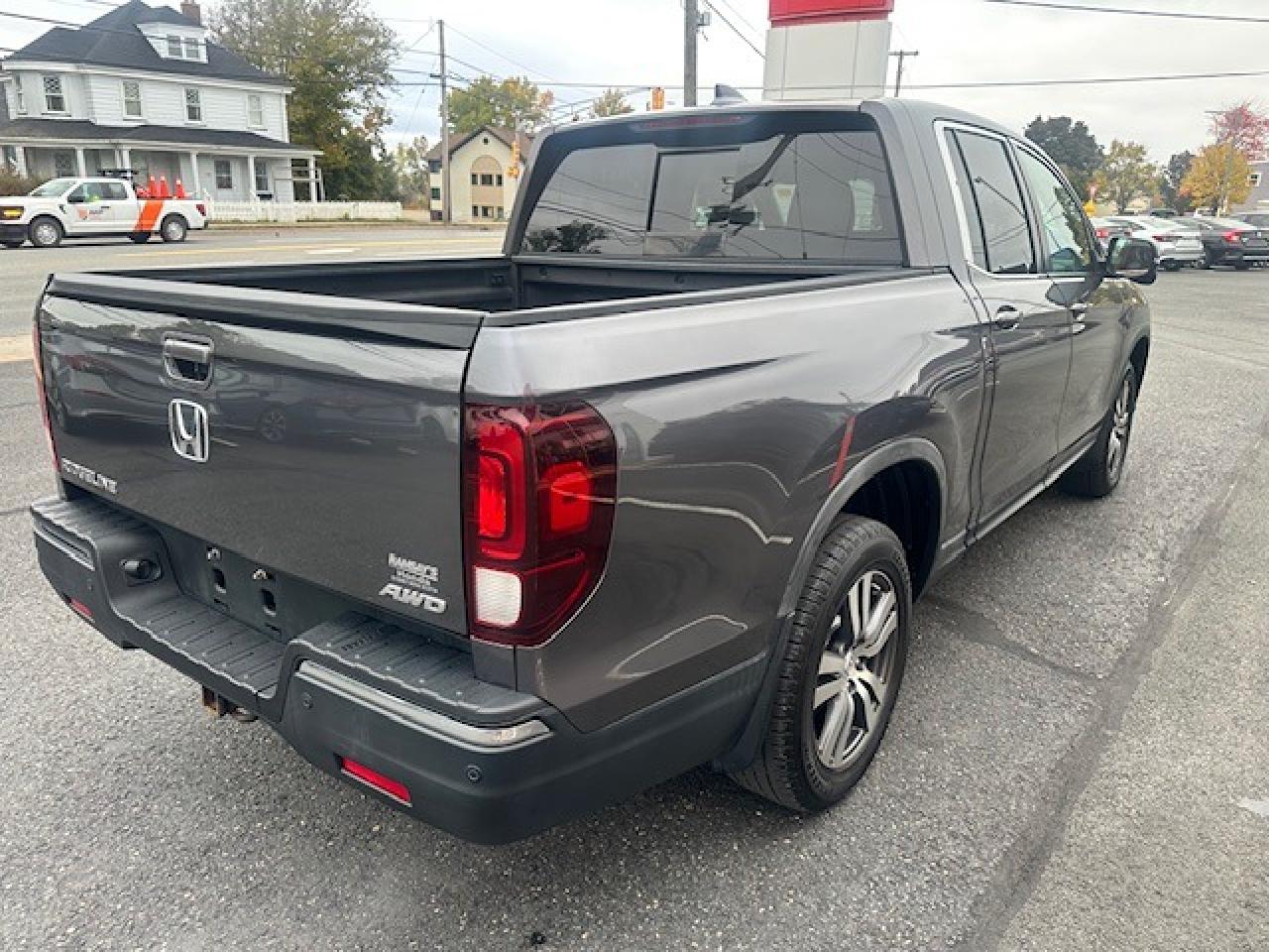 2017 Honda Ridgeline EX-L Photo