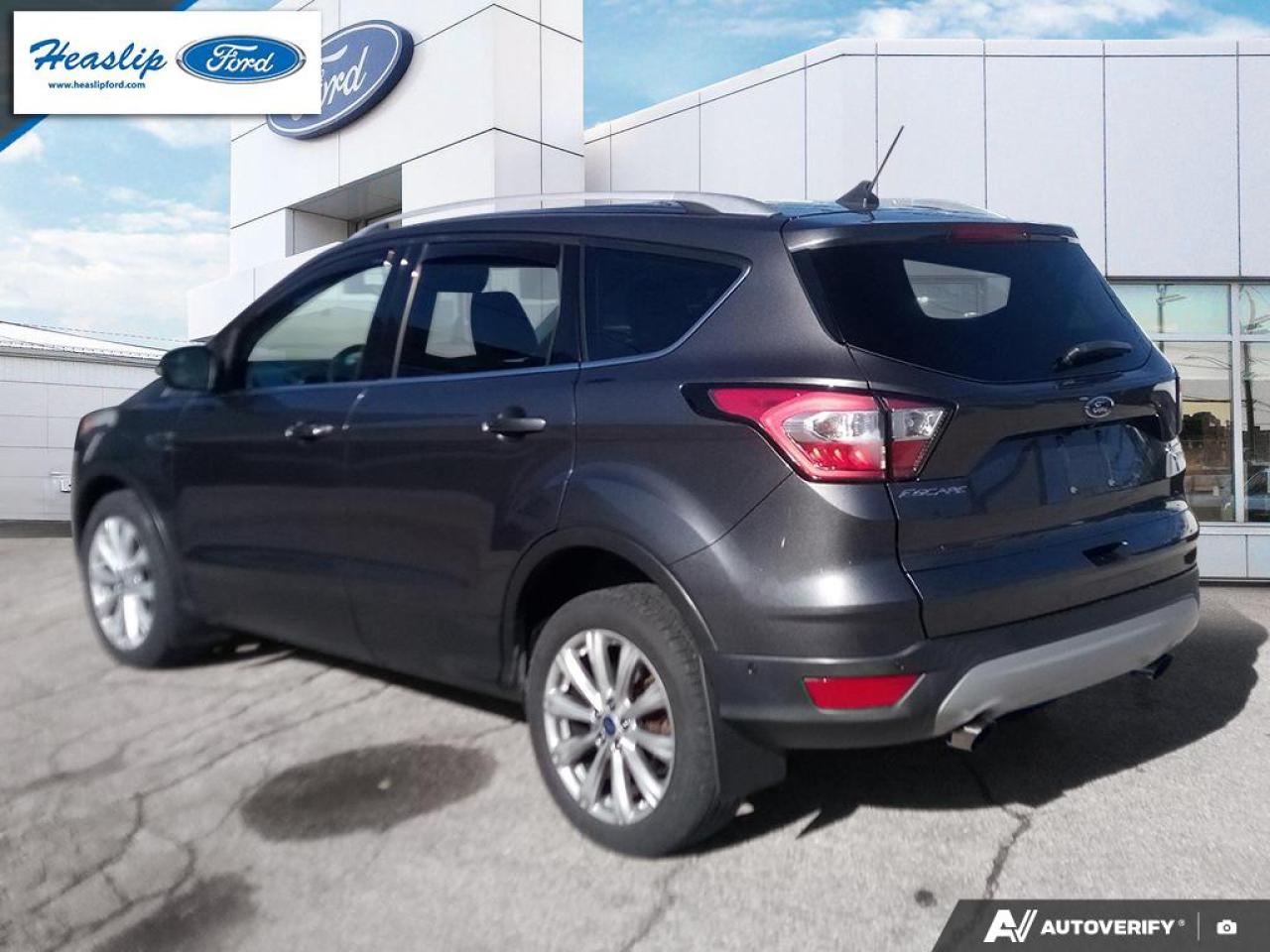 2018 Ford Escape Titanium Photo3