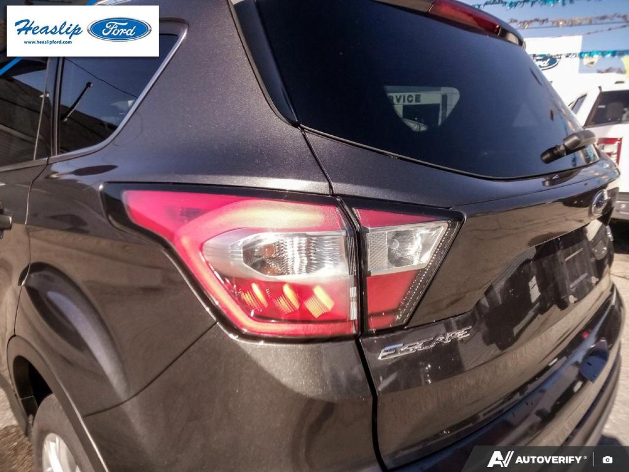 2018 Ford Escape Titanium Photo5