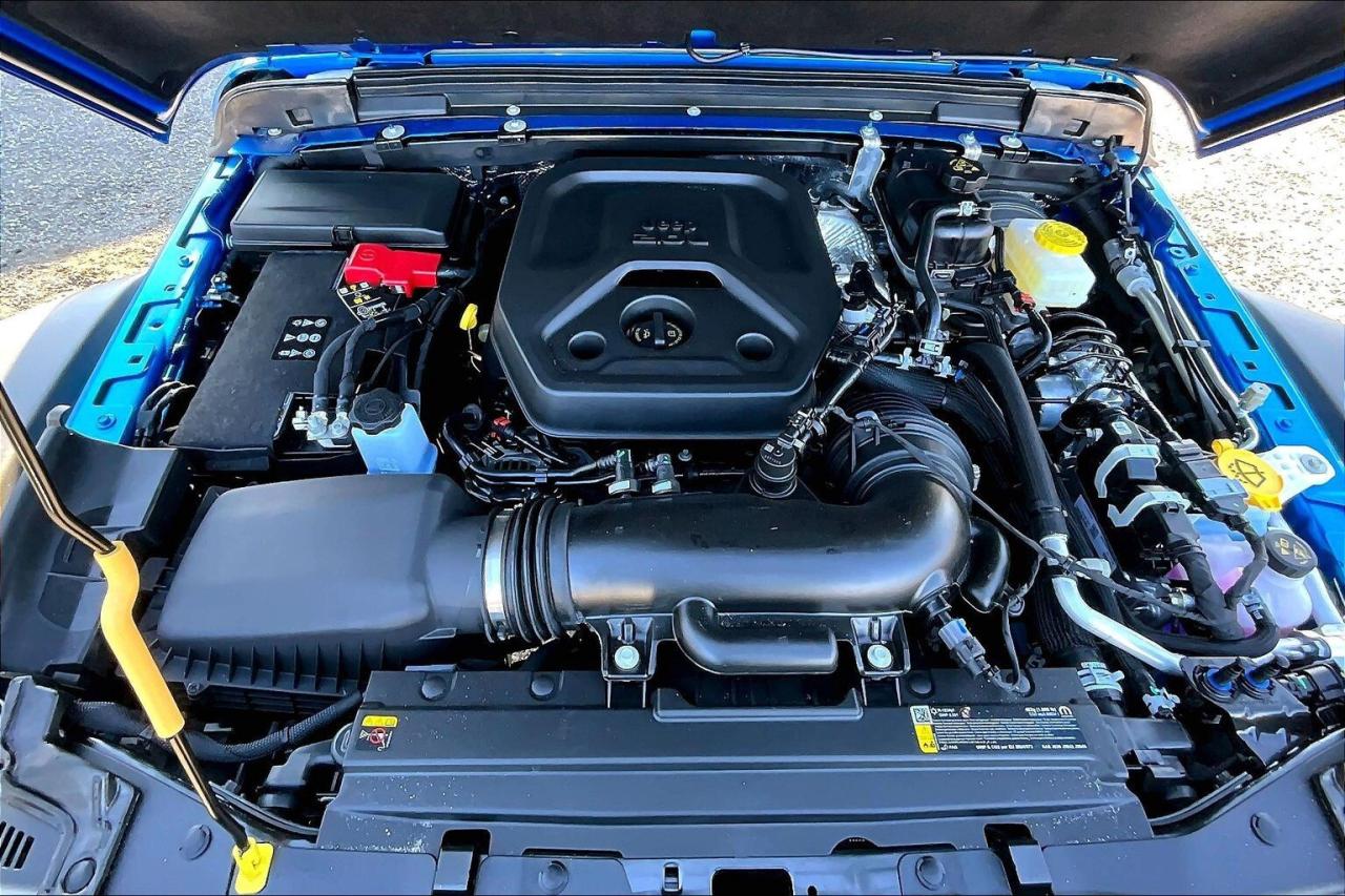 2026 Jeep Wrangler WILLY 4X4 | Hardtop | Conv & Tech Grp | 17" Alloys Photo