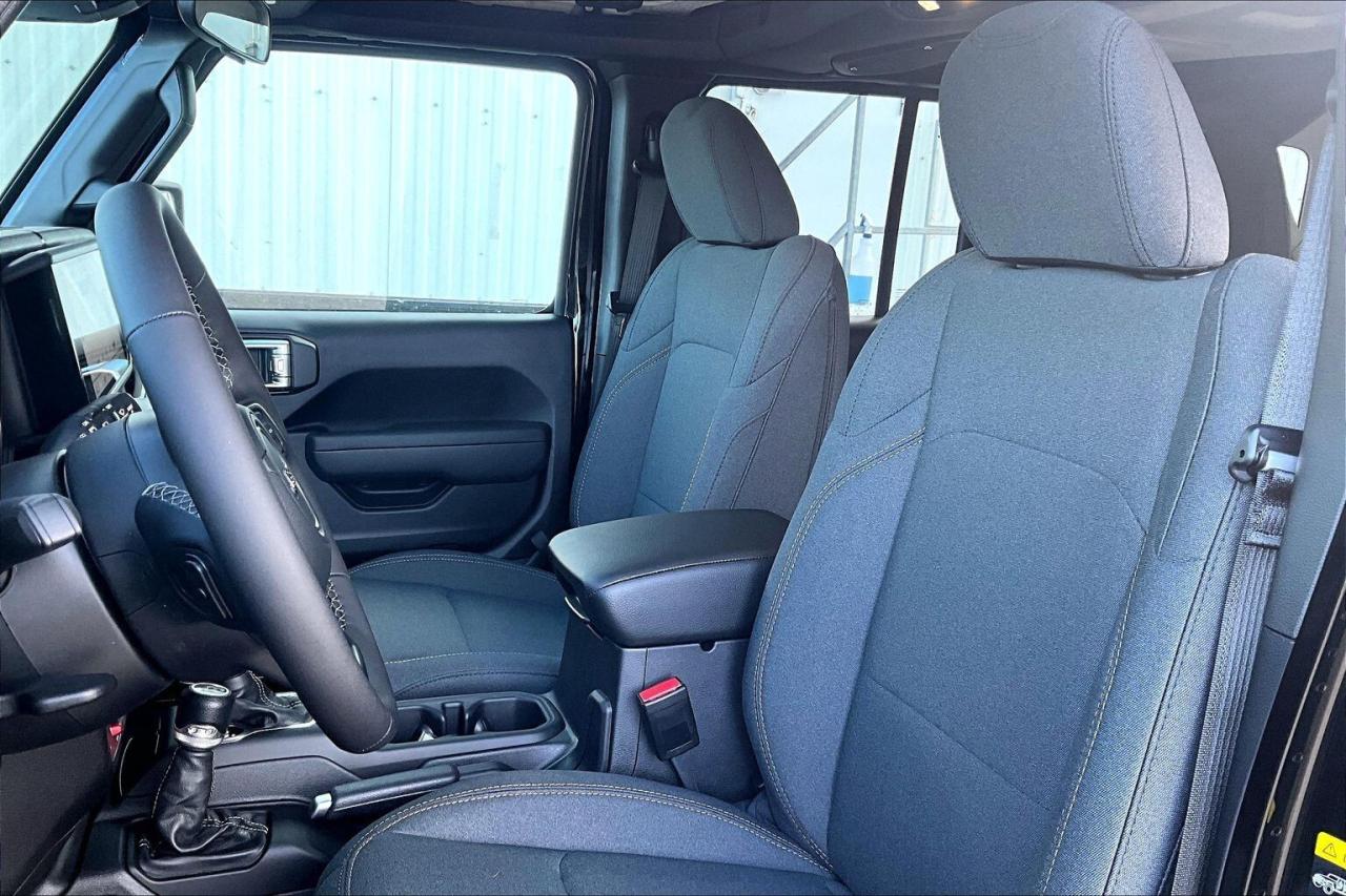 2026 Jeep Wrangler WILLYS 4DR | Hardtop | Tech & Conv Grp | Carplay Photo