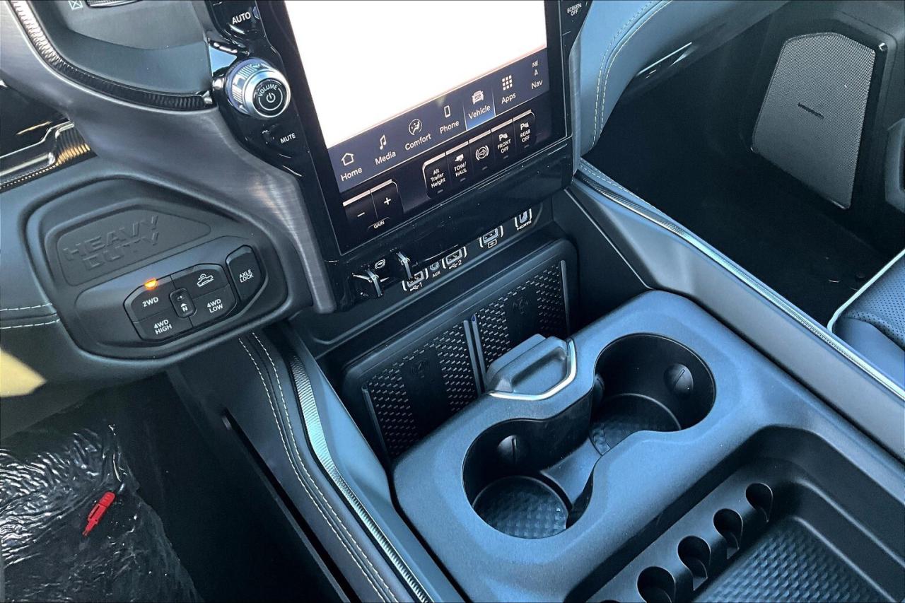 2026 RAM 2500 REBEL | 6.7L Diesel | Leather | Sunroof | Level 2 Photo