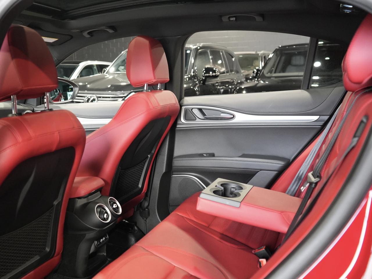 2023 Alfa Romeo Stelvio Veloce/PANO/HARMAN K/21 IN RIM/NO ACCIDENT/1OWNER Photo