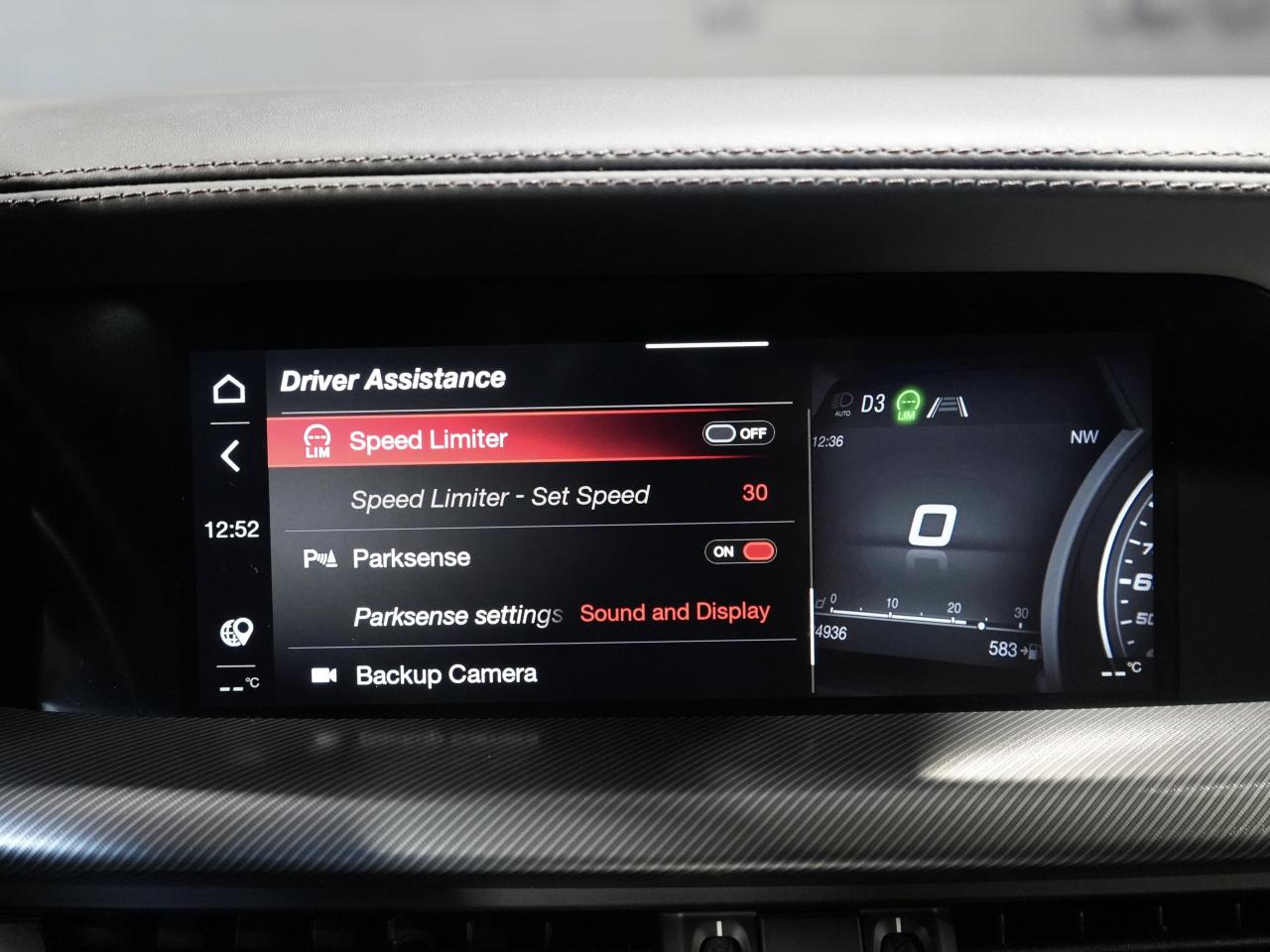 2022 Alfa Romeo Stelvio Veloce/PANO/HARMAN K/DRIVE ASSIST/NO ACCIDENTS/NAV Photo