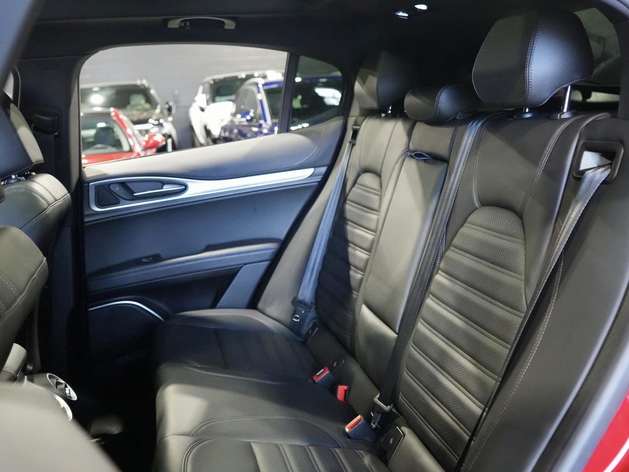 2022 Alfa Romeo Stelvio Veloce/PANO/HARMAN K/DRIVE ASSIST/NO ACCIDENTS/NAV Photo