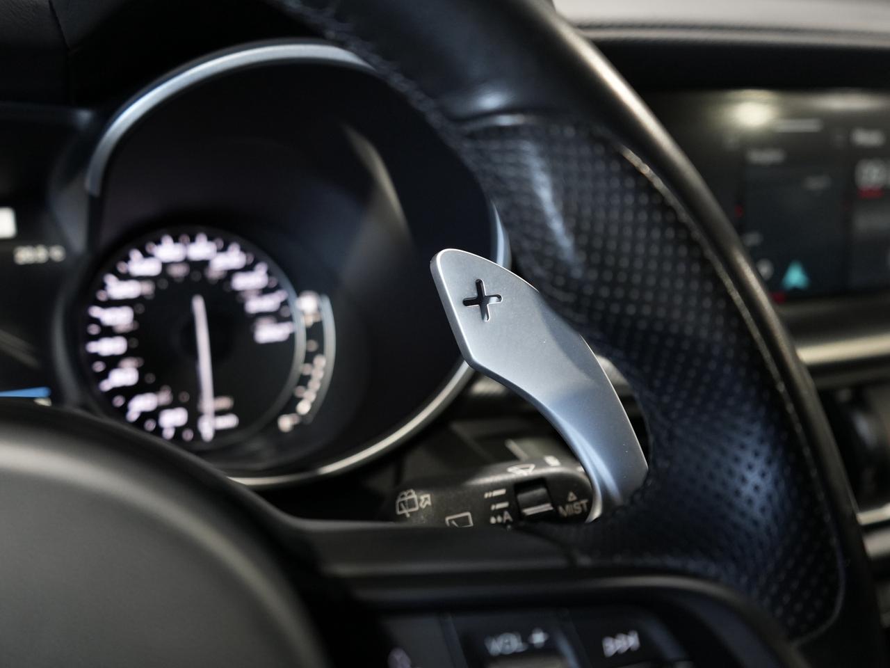 2022 Alfa Romeo Stelvio Veloce/PANO/HARMAN K/DRIVE ASSIST/NO ACCIDENTS/NAV Photo