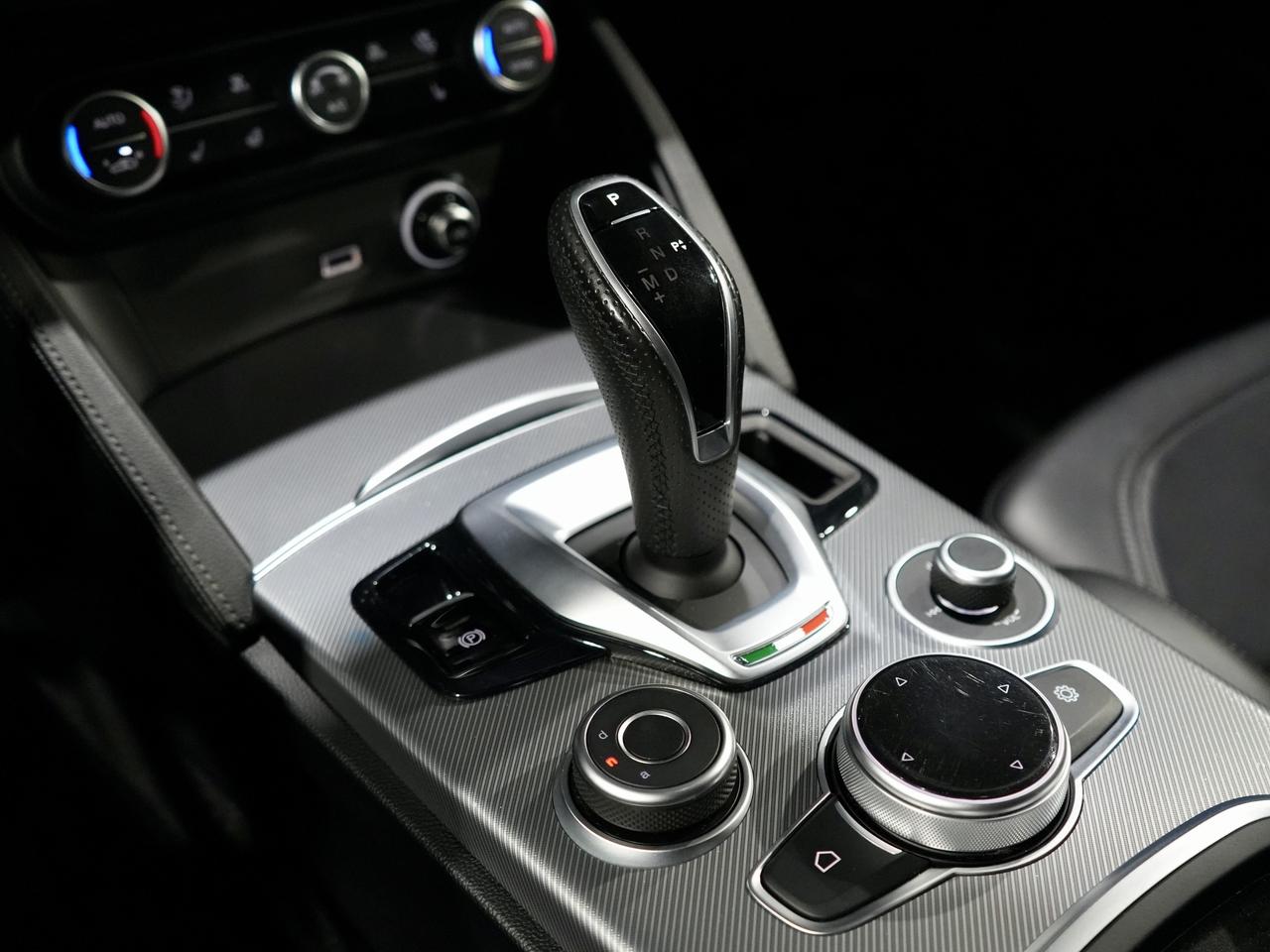 2022 Alfa Romeo Stelvio Veloce/PANO/HARMAN K/DRIVE ASSIST/NO ACCIDENTS/NAV Photo