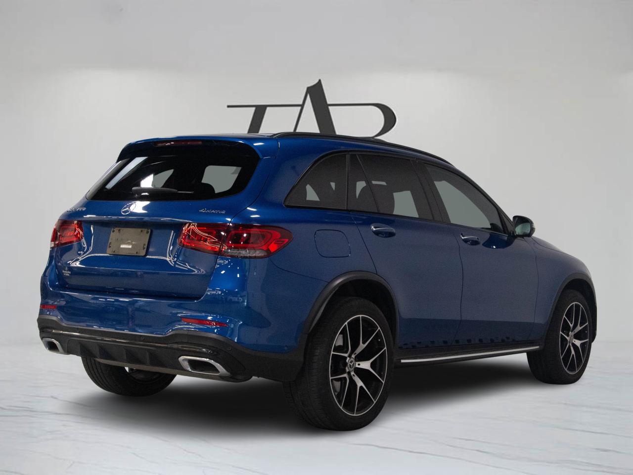 2022 Mercedes-Benz GLC 300 | AMG PKG | PREMIUM PLUS & NIGHT PKG Photo3