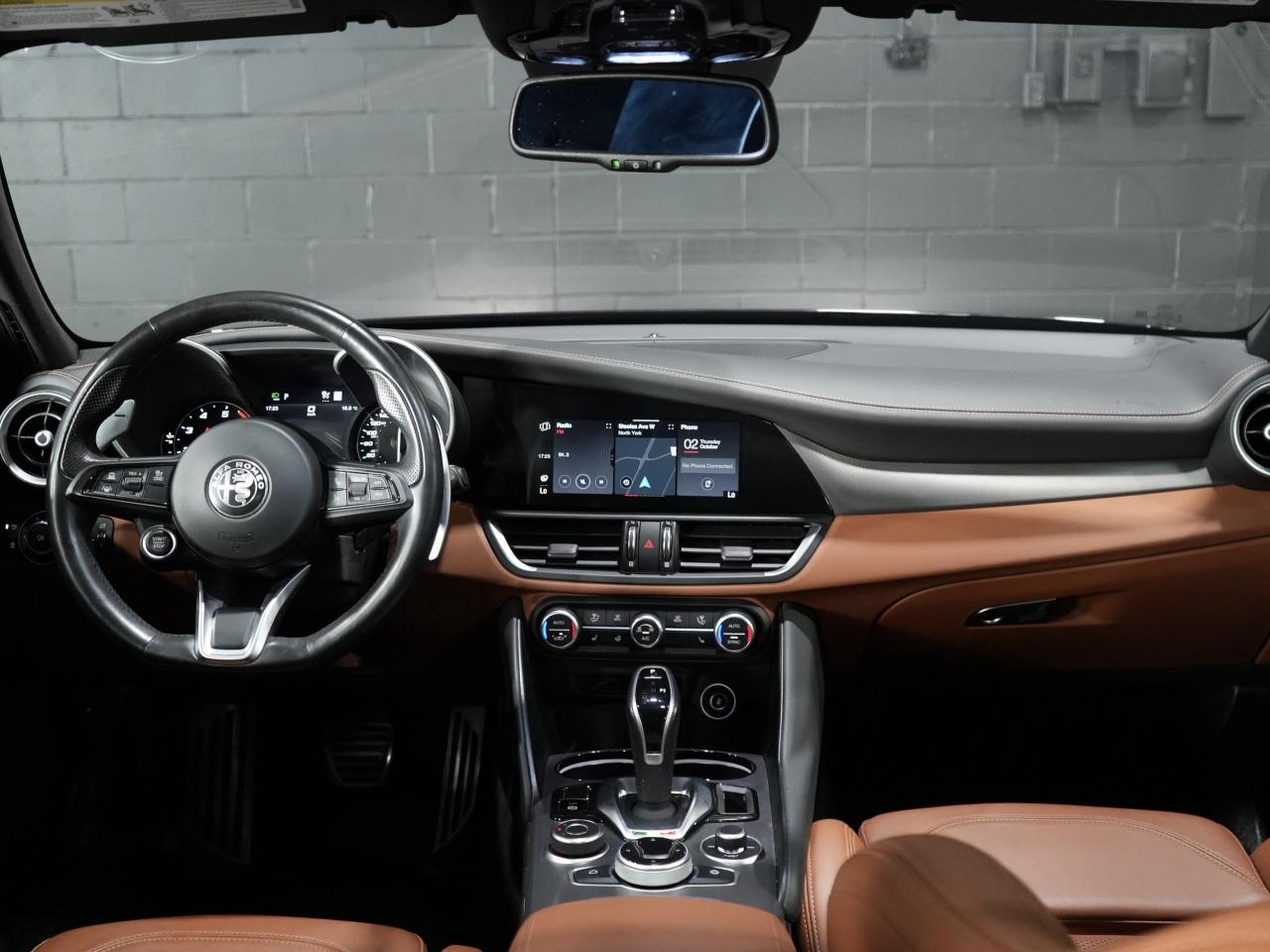 2021 Alfa Romeo Giulia Ti Sport/PANO/HARMAN K/DRIVE ASSIST/NO ACCIDENTS Photo