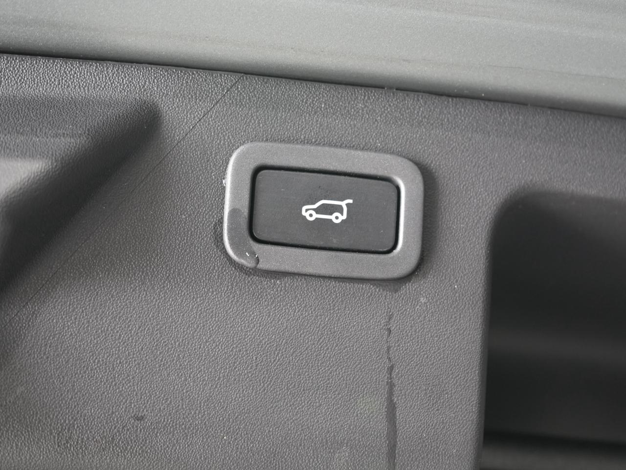 2019 Land Rover Discovery Sport HSE Luxury/PANO/MERIDIAN/DRIVE ASSIST/NO ACCIDENTS Photo