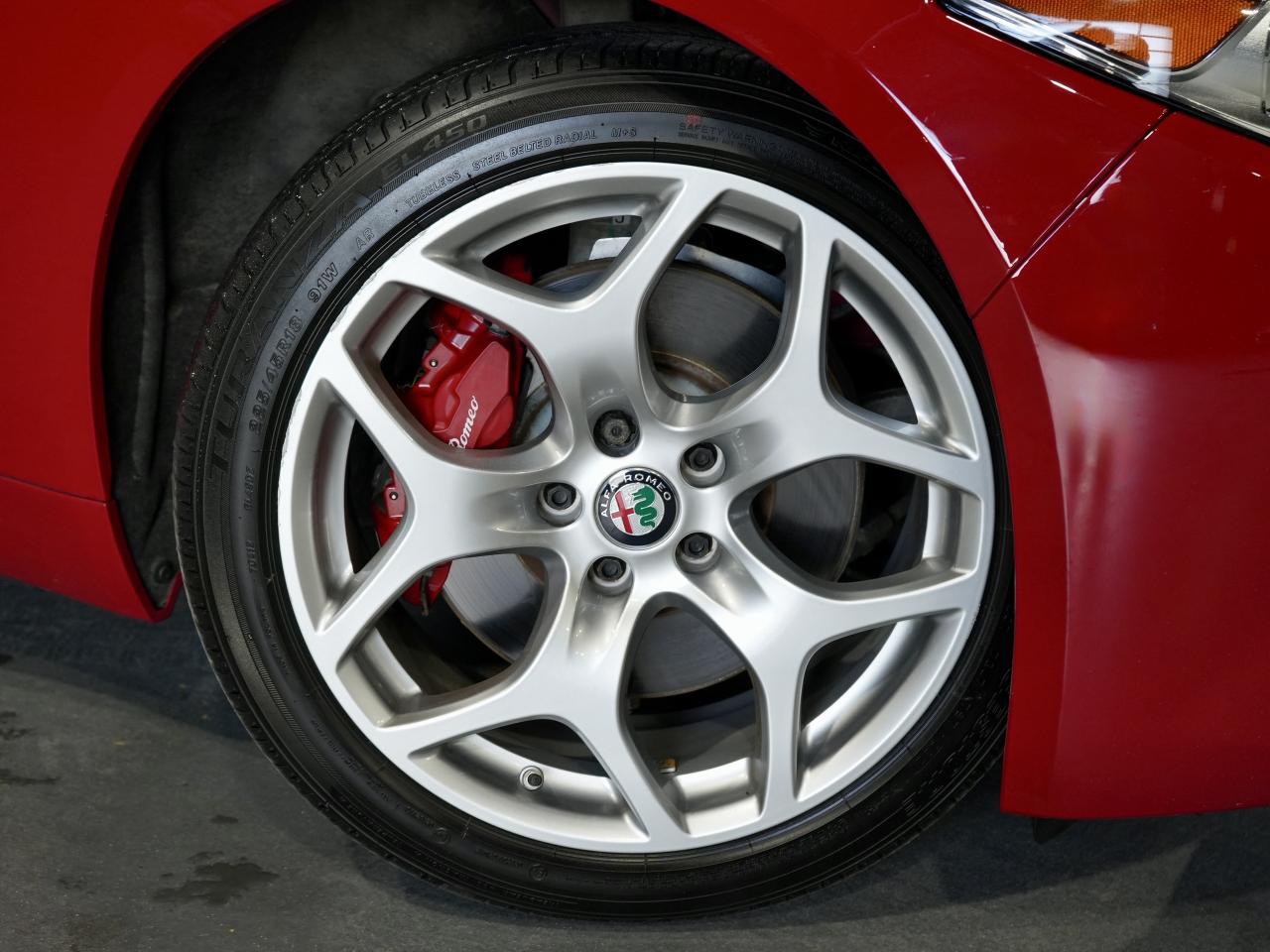 2021 Alfa Romeo Giulia Ti /ROOF/NAV/CAM/DRIVE ASSIST/NO ACCIDENT/1OWNER Photo