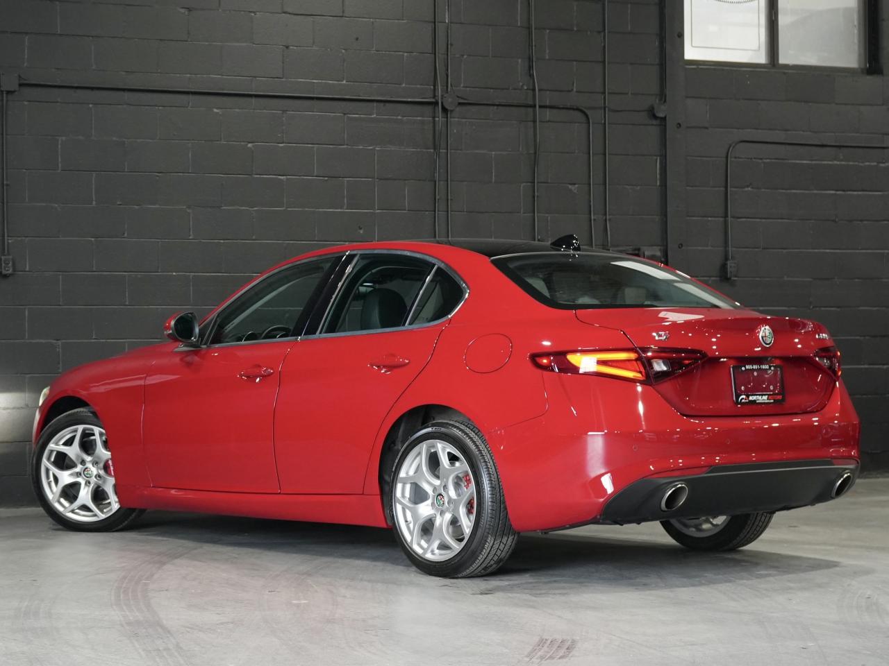 2021 Alfa Romeo Giulia Ti /ROOF/NAV/CAM/DRIVE ASSIST/NO ACCIDENT/1OWNER Photo