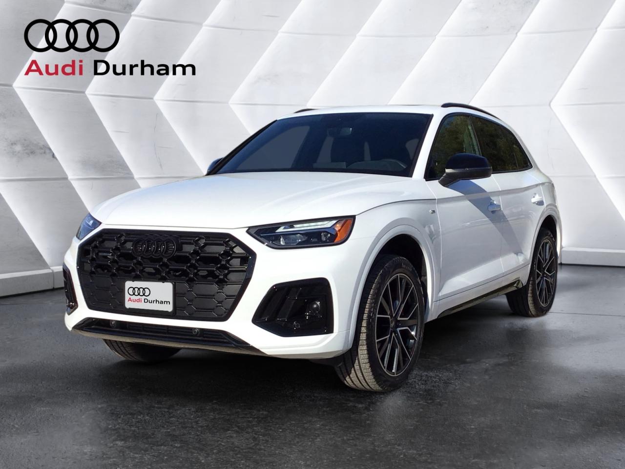 Used 2025 Audi Q5 2.0T Progressiv + Black Comp Pkg | Low kms for sale in Whitby, ON