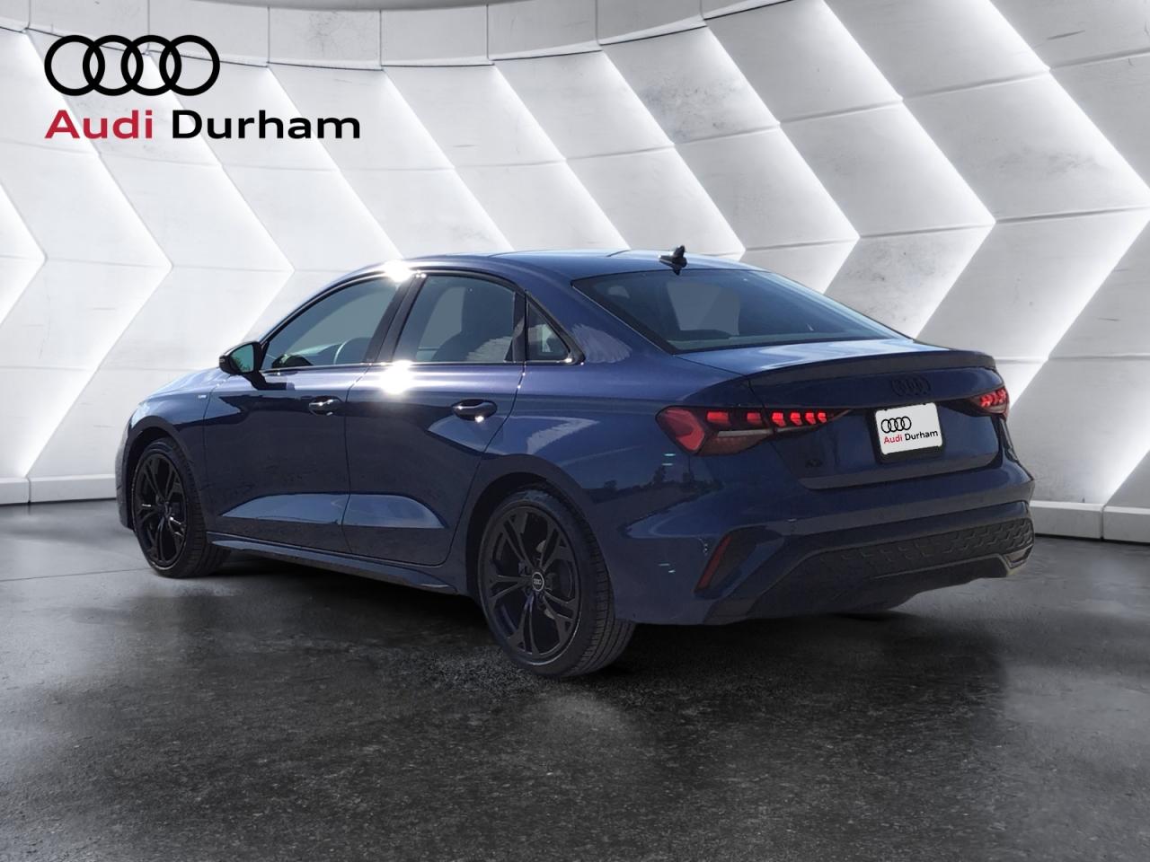 2025 Audi A3 2.0T Progressiv + S-Line Sport Pkg | Low kms! Photo2