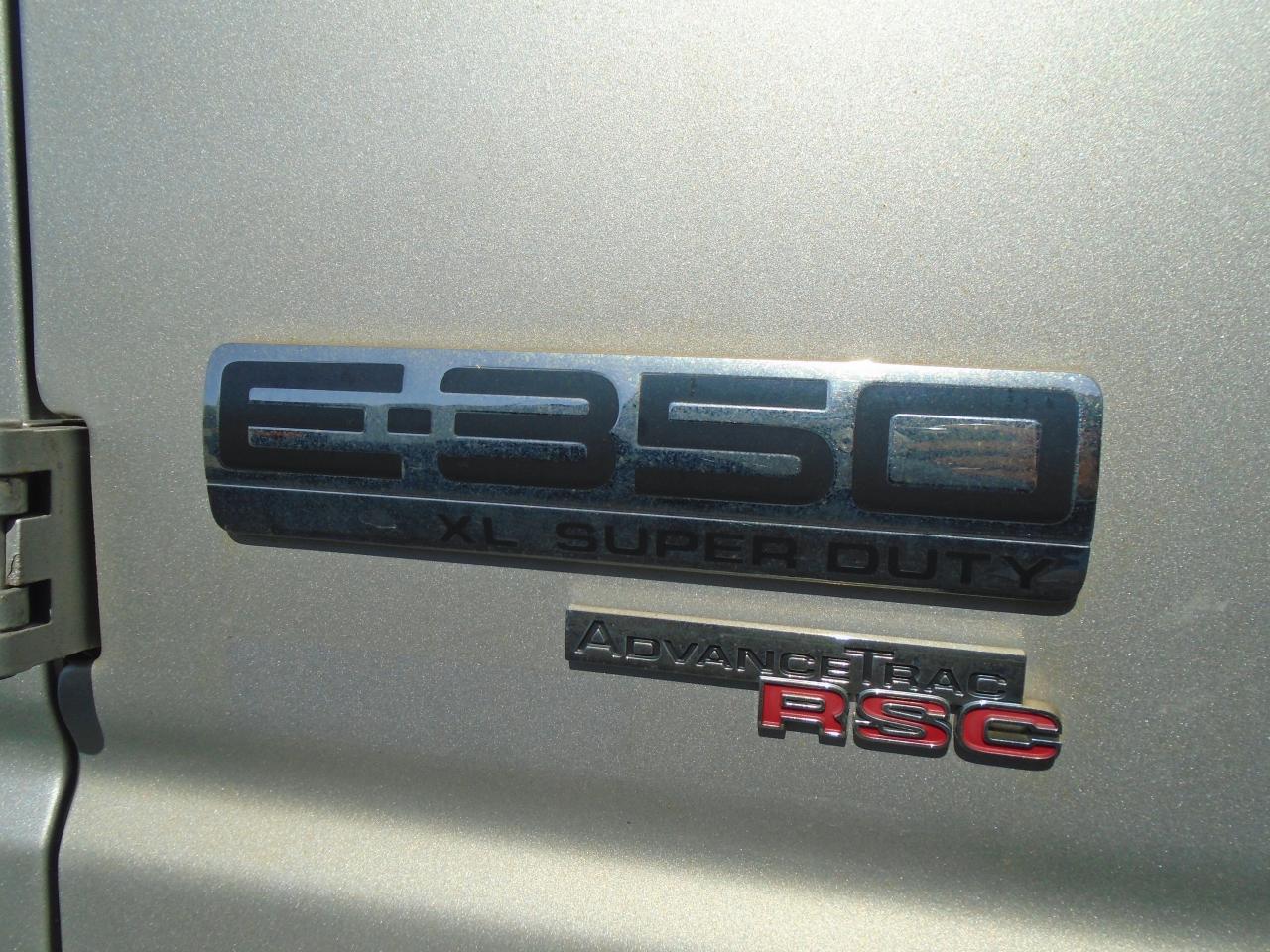 2013 Ford Econoline 15 passenger E-350 Super Duty Ext XLT - Photo #34