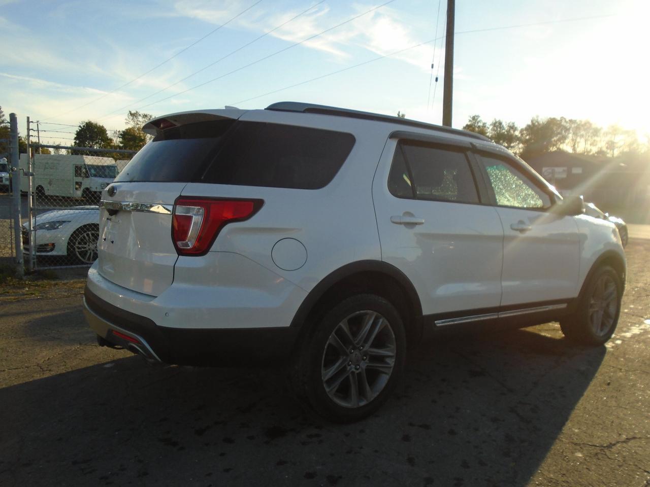 2016 Ford Explorer 4WD 4dr XLT - Photo #6