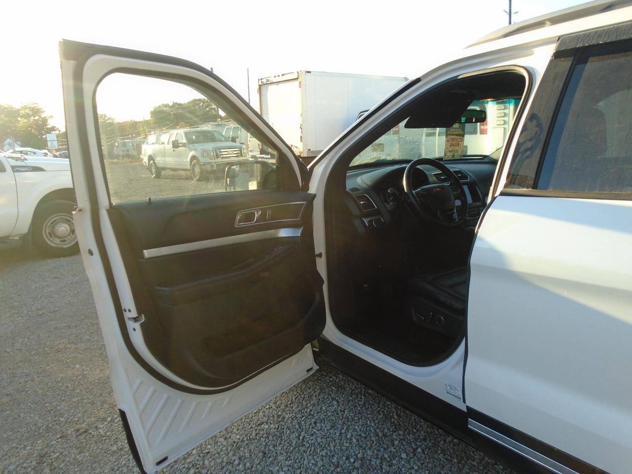 2016 Ford Explorer 4WD 4dr XLT - Photo #9