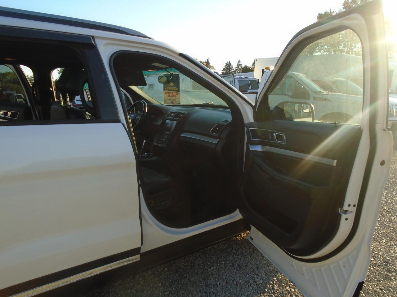 2016 Ford Explorer 4WD 4dr XLT - Photo #27