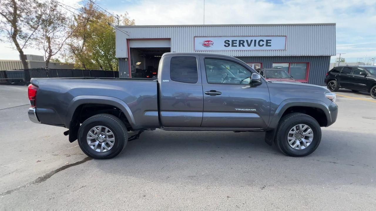 2019 Toyota Tacoma 4X4 | CERTIFIED | HTD SEATS | TOW PKG | REAR CAM Photo