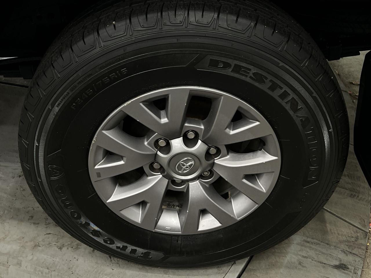 2019 Toyota Tacoma 4X4 | CERTIFIED | HTD SEATS | TOW PKG | REAR CAM Photo