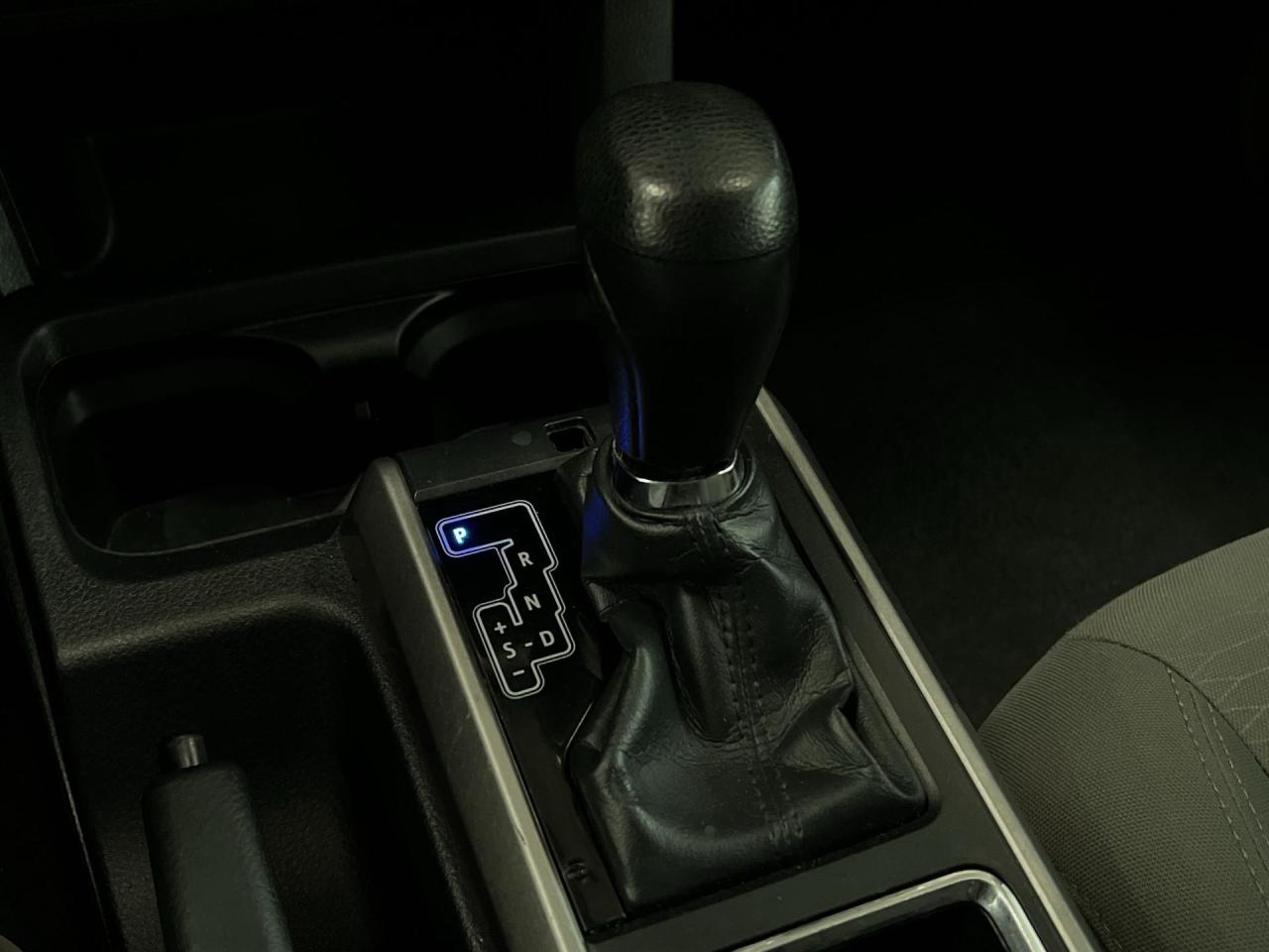 2019 Toyota Tacoma 4X4 | CERTIFIED | HTD SEATS | TOW PKG | REAR CAM Photo