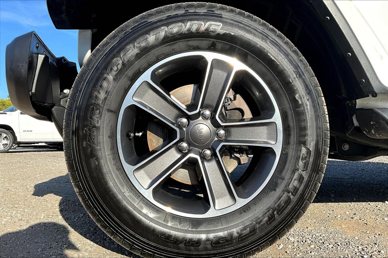 2023 Jeep Wrangler Sahara |Cloth Seats |Alpine |NAV | Side Steps |4X4 Photo