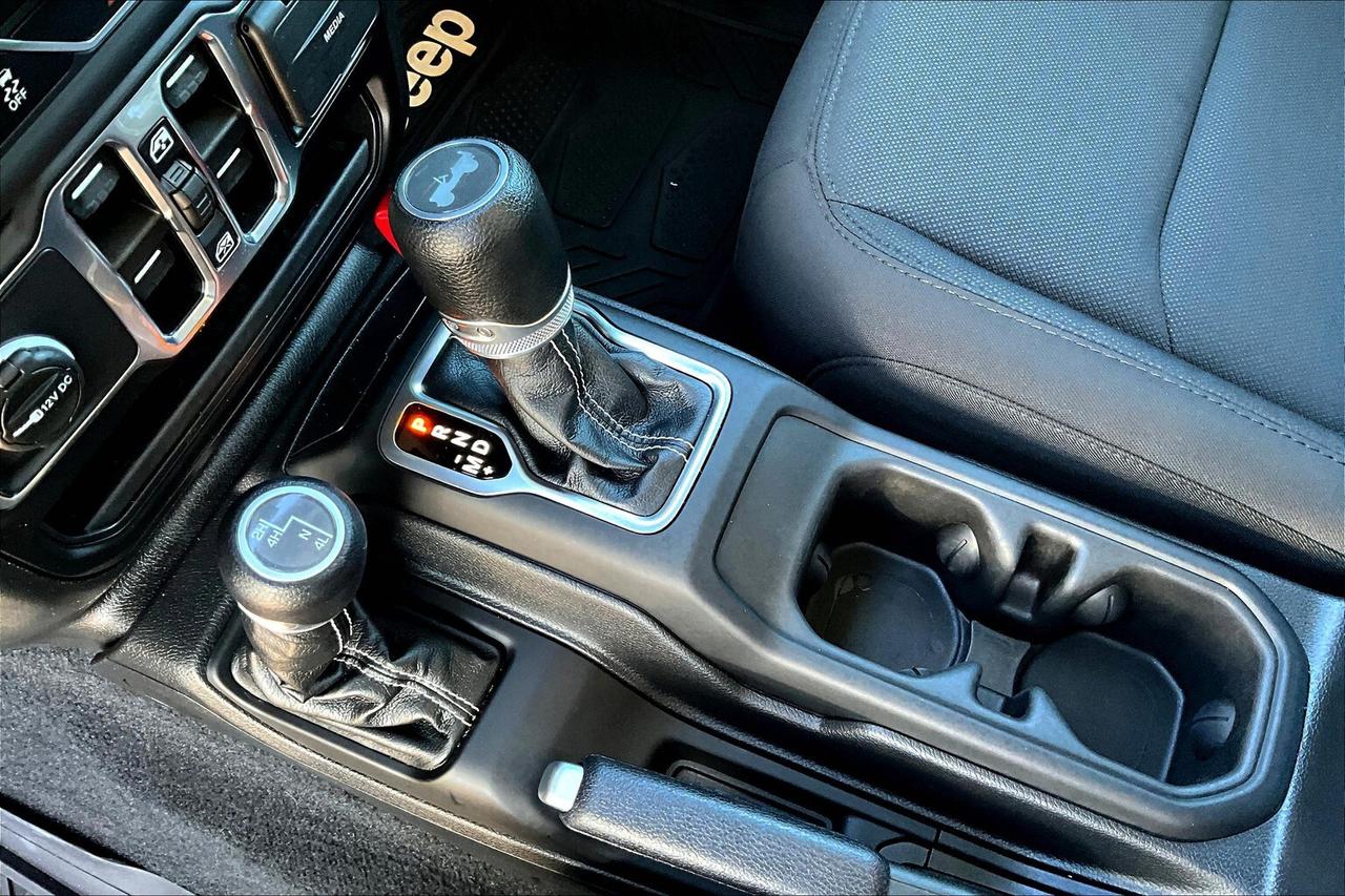 2023 Jeep Wrangler Sahara |Cloth Seats |Alpine |NAV | Side Steps |4X4 Photo