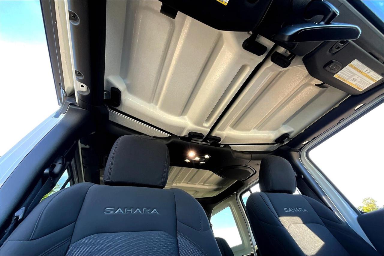 2023 Jeep Wrangler Sahara |Cloth Seats |Alpine |NAV | Side Steps |4X4 Photo