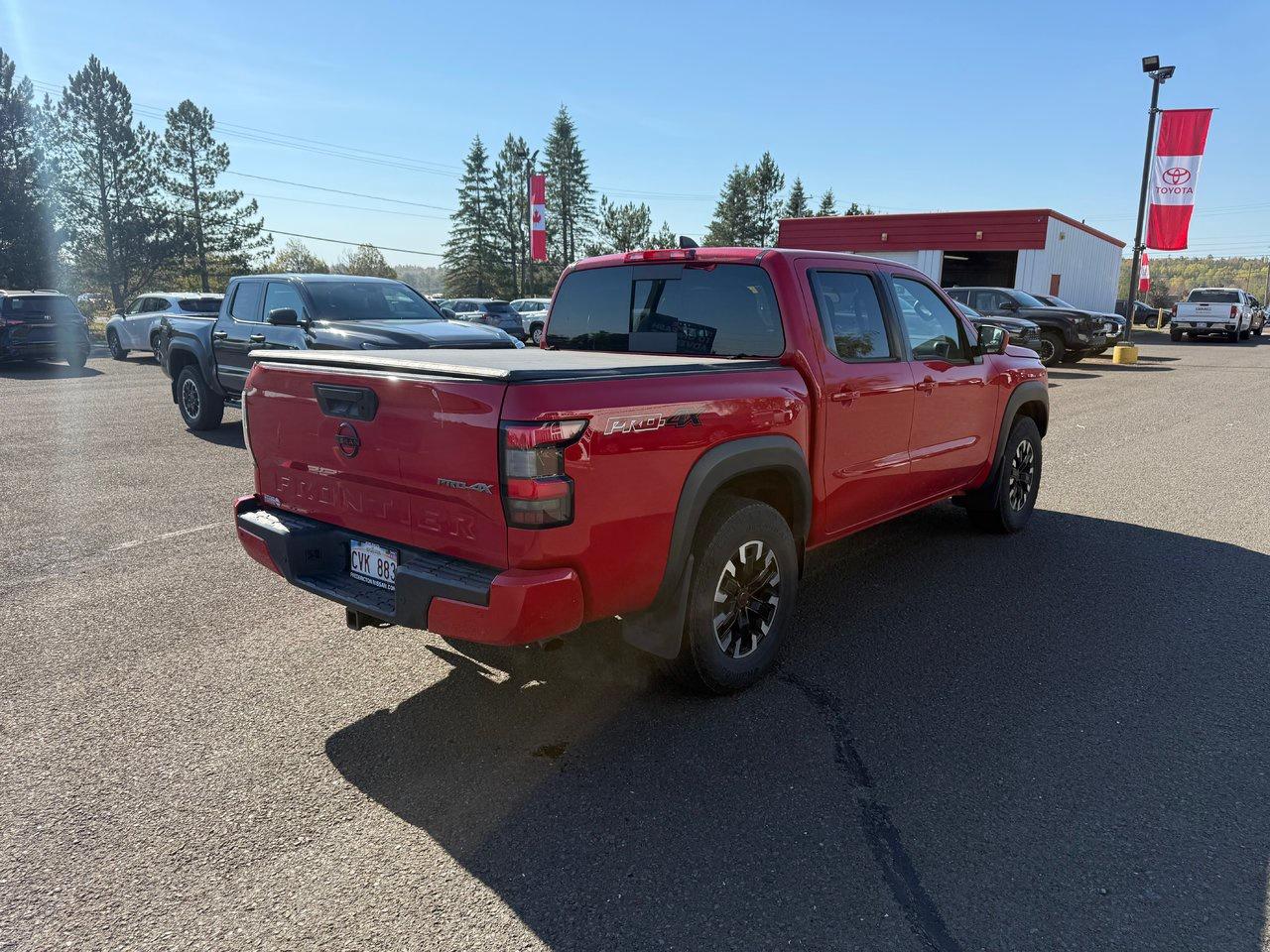 2023 Nissan Frontier Pro-4X Photo4