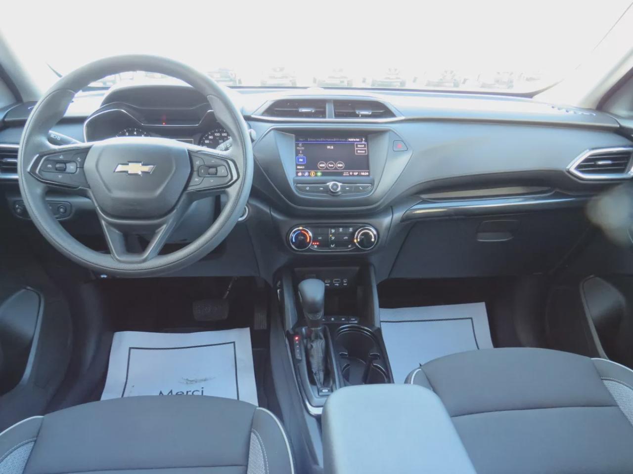 2023 Chevrolet TrailBlazer LT (**ONE OWNER!!**CLEAN TITLE/NO ACCIDENTS!!**SAFETY/CERTIFIED!!**AWD**POWER SEATS**HEATED SEATS**DIGITAL TOUCHSCREEN**REVERSE CAMERA**PUSH BUTTON START**ANDROID AUTO/APPLE CARPLAY**USB/AUX**STOP&GO**LANE ASSIST**CRUISE CONTROL**BLUETOOTH**) Photo3