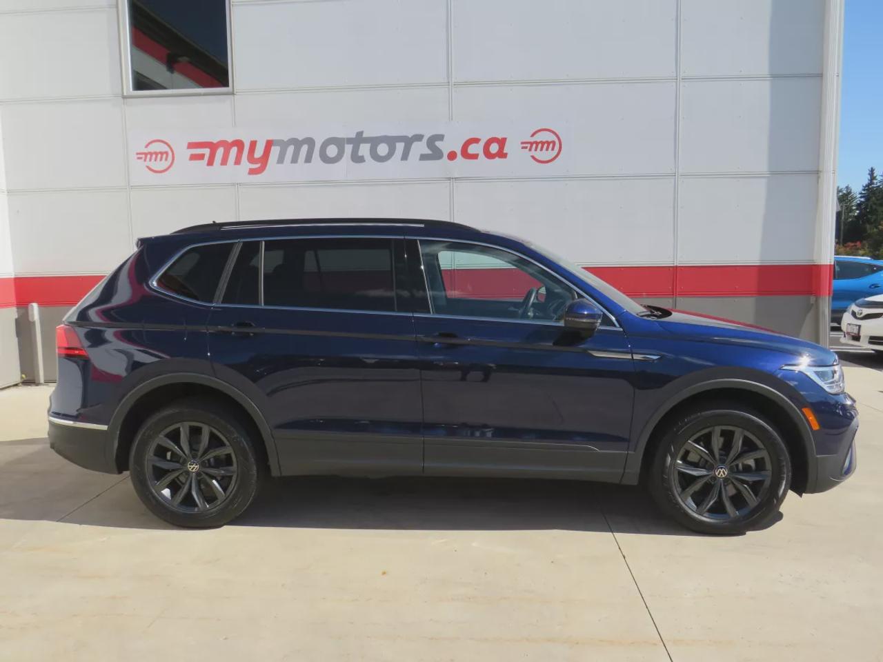 2024 Volkswagen Tiguan Comfortline  | Low Km | Clean Title | No Accidents | Safety Certified | AWD | Alloy Rims | Leather | Remote Start | Power Seats | Power Tailgate | Digital Touchscreen | Drive Modes | Heated Seats | Push Button Start | Dual Climate Control | Rear Camera Photo