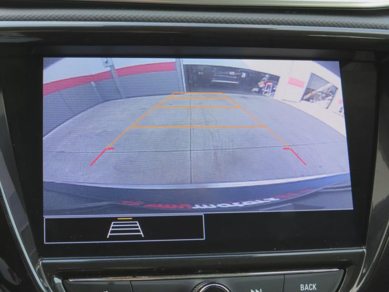 2023 Chevrolet TrailBlazer LT (**CLEAN TITLE/NO ACCIDENTS!!**SAFETY/CERTIFIED!!**ALLOY RIMS**FOG LIGHTS**POWER SEATS**REMOTE START**PUSH BUTTON START**DIGITAL TOUCHSCREEN**HEATED SEATS**REVERSE CAMERA**ANDROID AUTO/APPLE CARPLAY**USB/AUX**) Photo