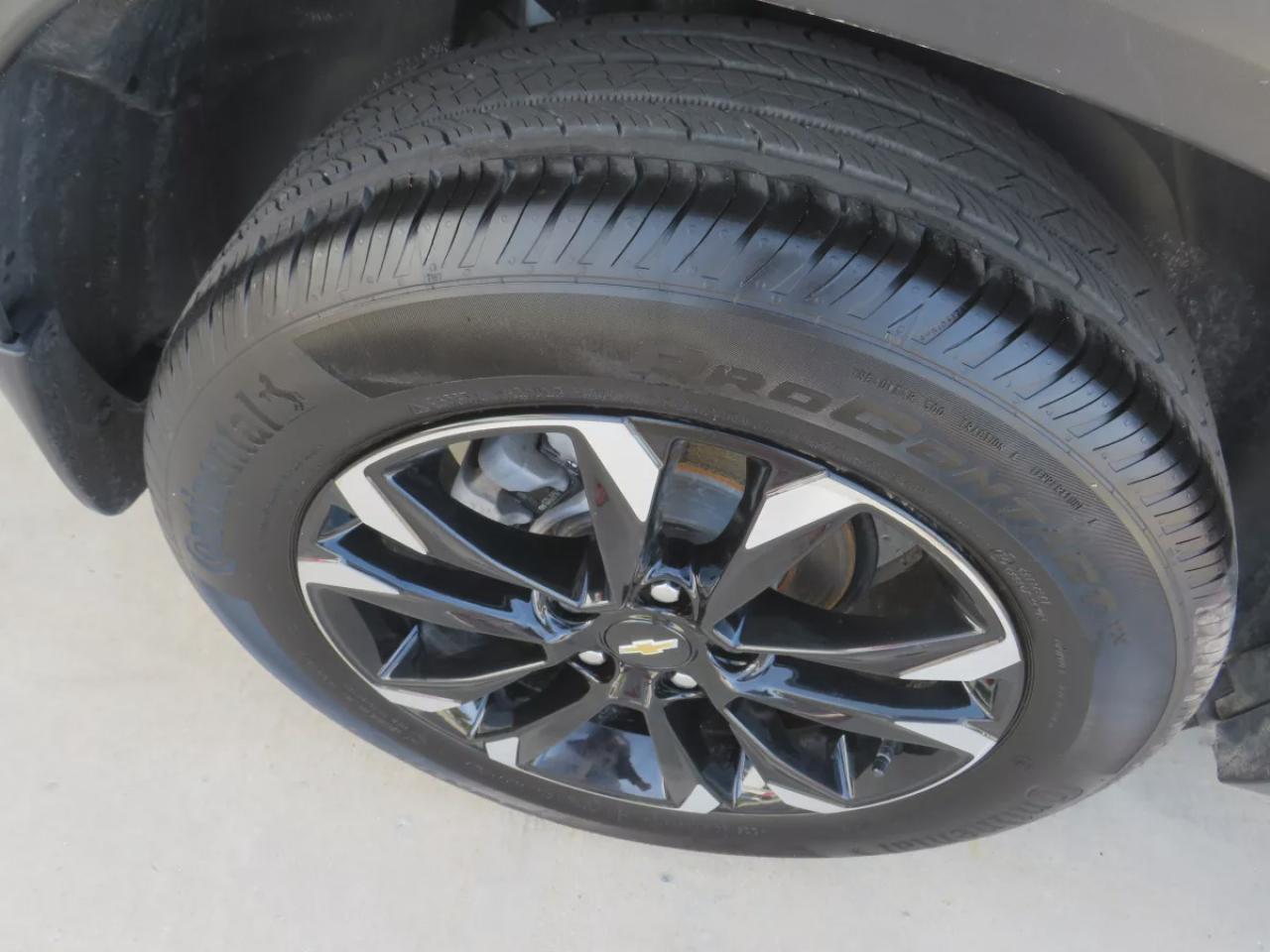 2023 Chevrolet TrailBlazer LT (**CLEAN TITLE/NO ACCIDENTS!!**SAFETY/CERTIFIED!!**ALLOY RIMS**FOG LIGHTS**POWER SEATS**REMOTE START**PUSH BUTTON START**DIGITAL TOUCHSCREEN**HEATED SEATS**REVERSE CAMERA**ANDROID AUTO/APPLE CARPLAY**USB/AUX**) Photo