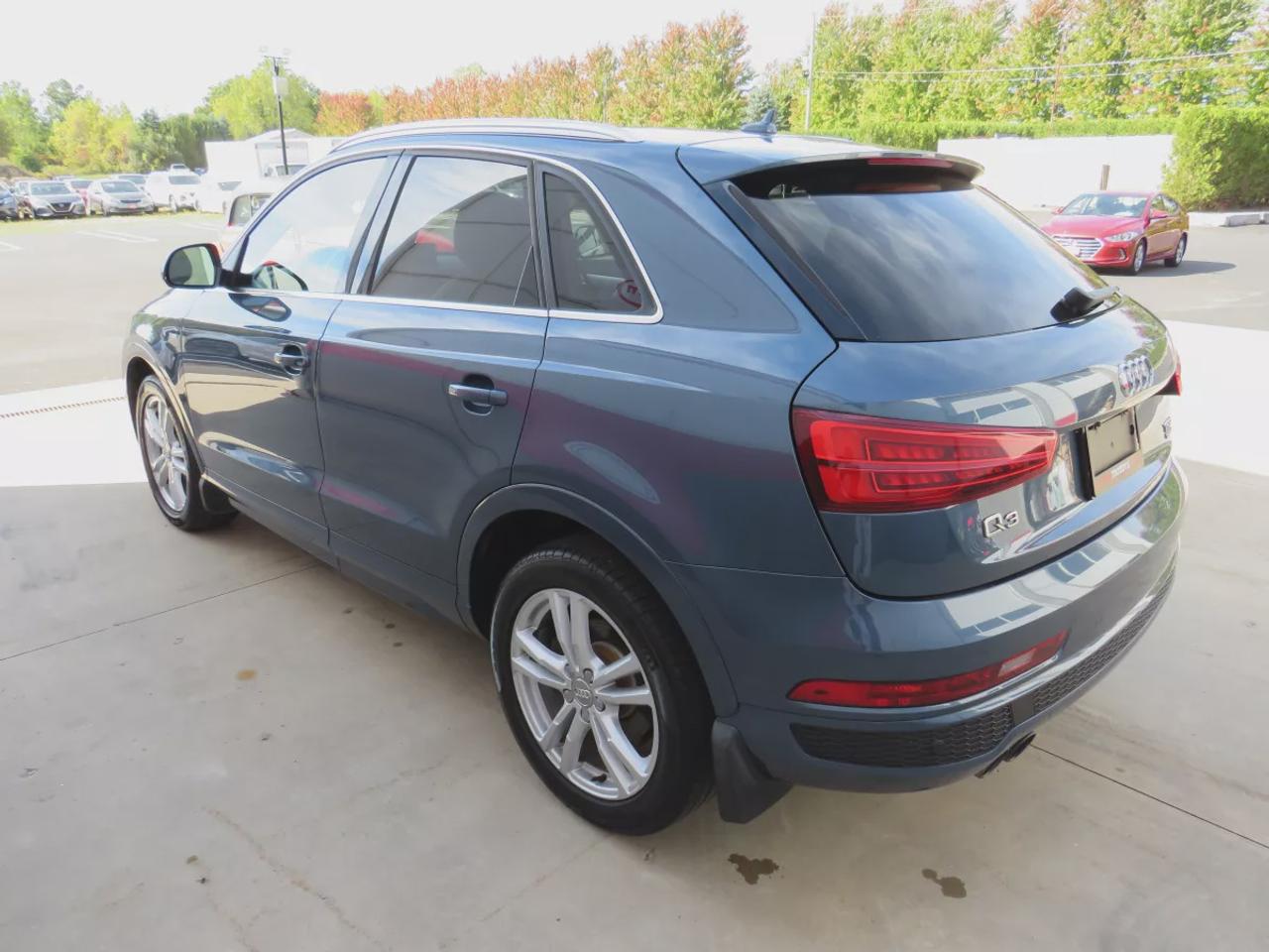 2016 Audi Q3 Technik (**CLEAN TITLE/NO ACCIDENTS!!**SAFETY/CERTIFIED!!**AWD**ALLOY RIMS**LEATHER**NAVIGATION**SUNROOF**POWER SEATS**PUSH BUTTON START**DUAL CLIMATE CONTROL**CD PLAYER**HEATED SEATS**REAR PRIVACY COVER**POWER TAILGATE**BLUETOOTH**CRUISE CONTROL**) Photo