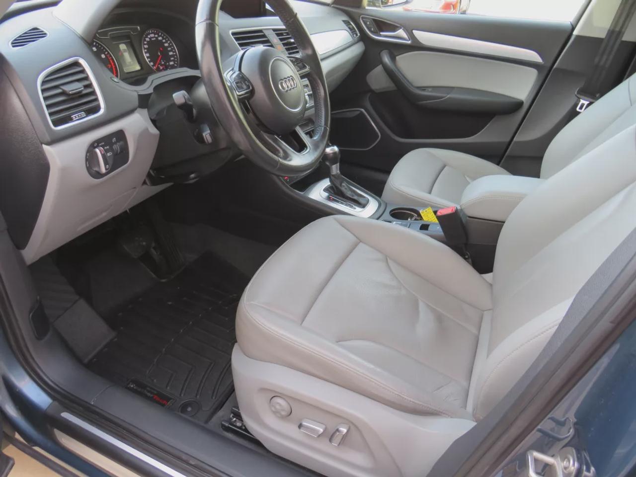 2016 Audi Q3 Technik  | Clean Title | No Accidents | Safety Certified | AWD | Alloy Rims | Leather | Navigation | Sunroof | Power Seats | Push Button Start | Dual Climate Control | CDPlayer | Heated Seats | Rear Privacy Cover | Power Tailgate | Bluetooth Photo3