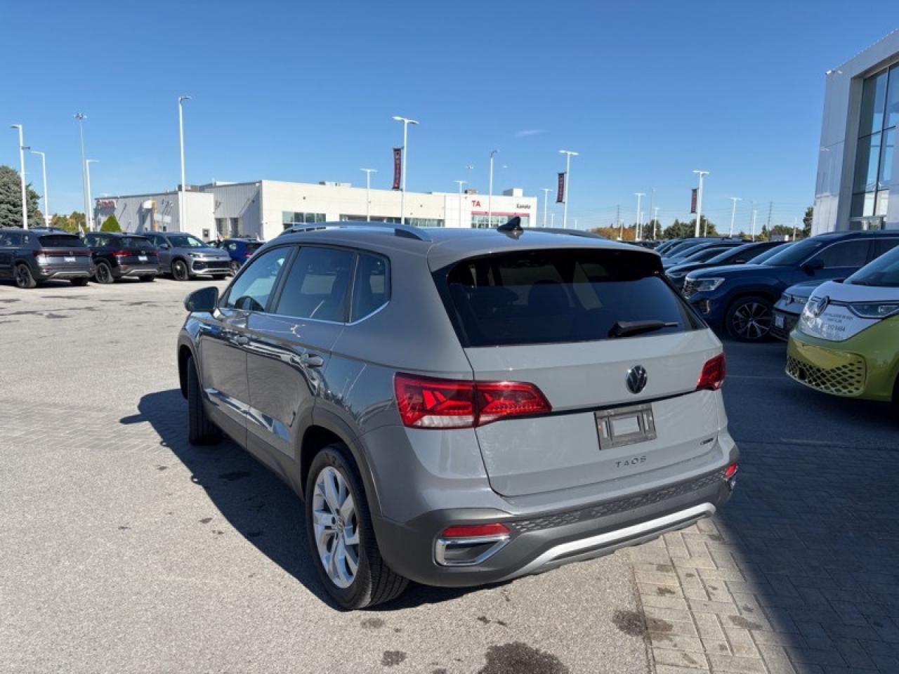 2022 Volkswagen Taos Comfortline 4MOTION  - Sunroof Photo