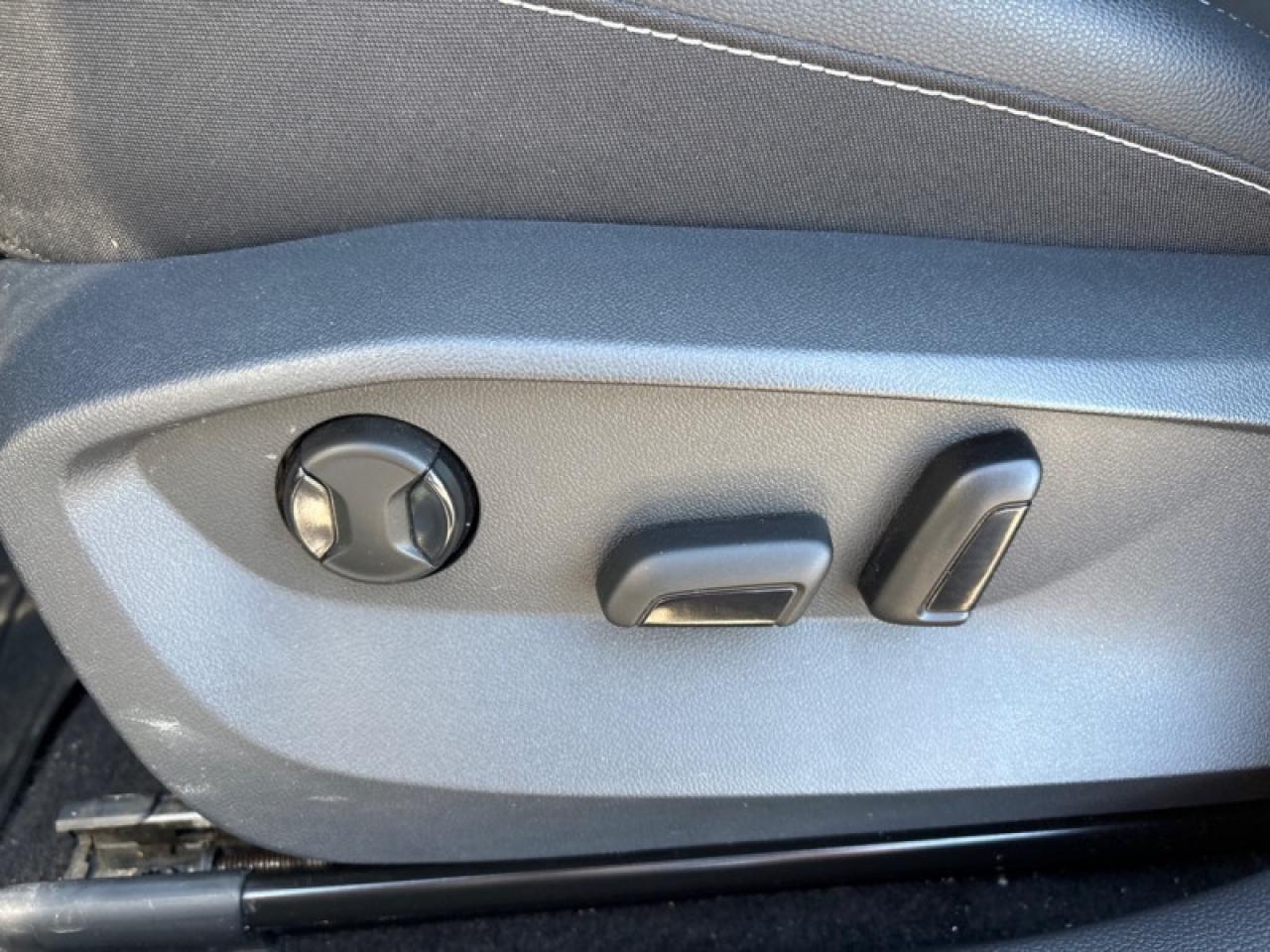 2022 Volkswagen Taos Comfortline 4MOTION  - Sunroof Photo